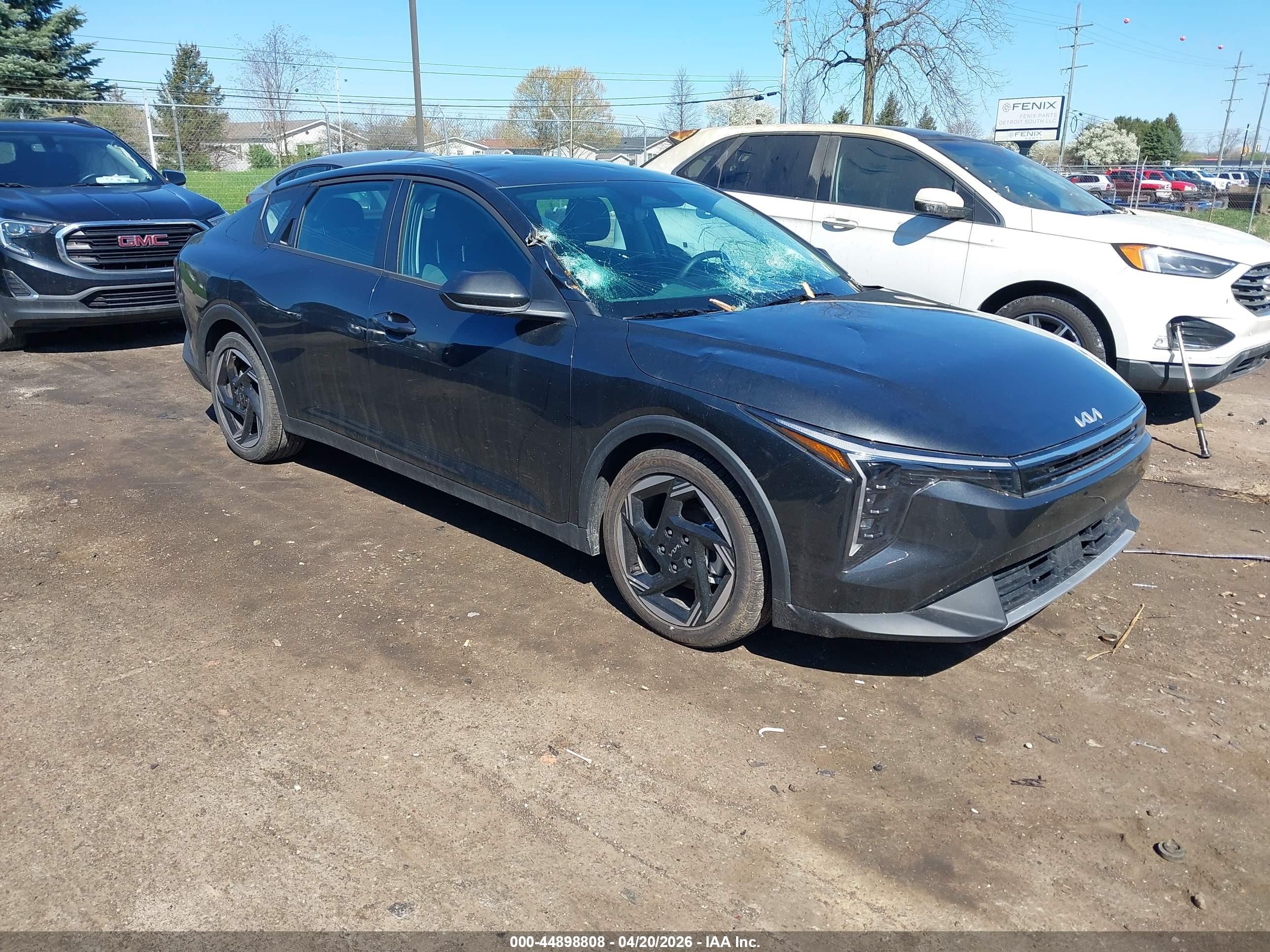 2025 Kia K4 EX, VIN 3KPFU4DE5SE232230 — Крыша