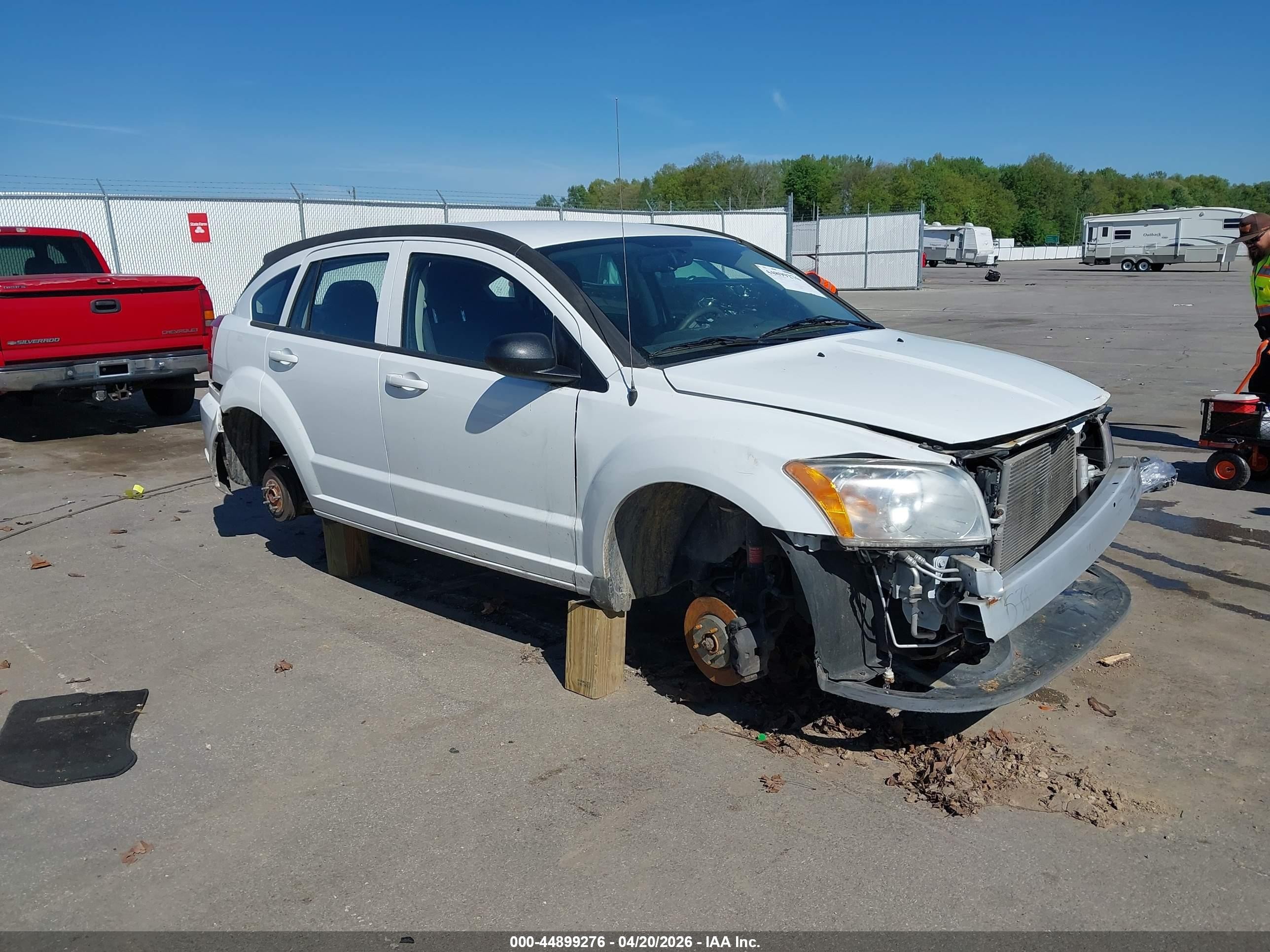 2011 Dodge Caliber Mainstreet, VIN 1B3CB3HA8BD269673 — Front end