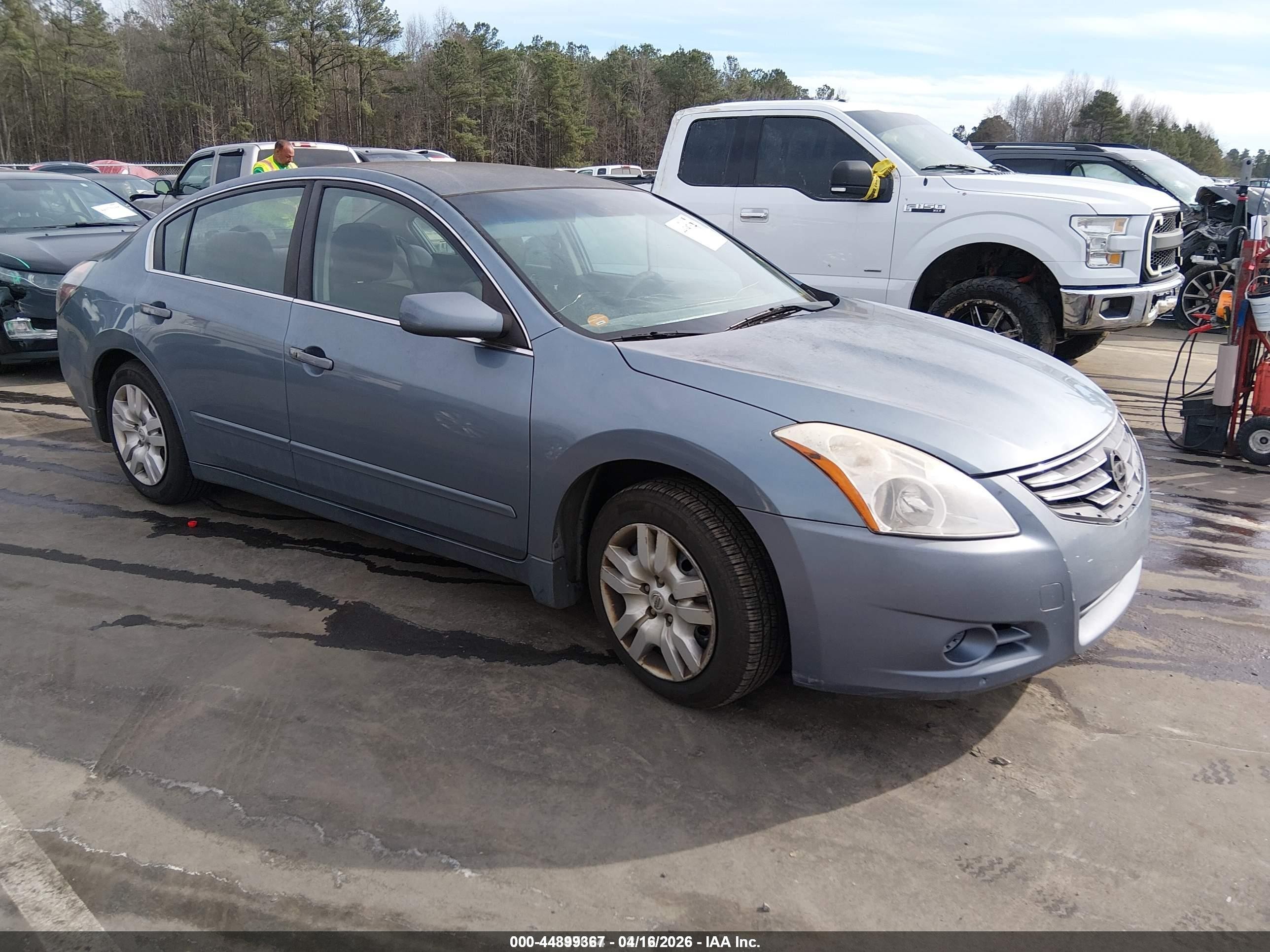 2010 Nissan Altima SL, VIN 1N4AL2AP5AC151814 — Front end