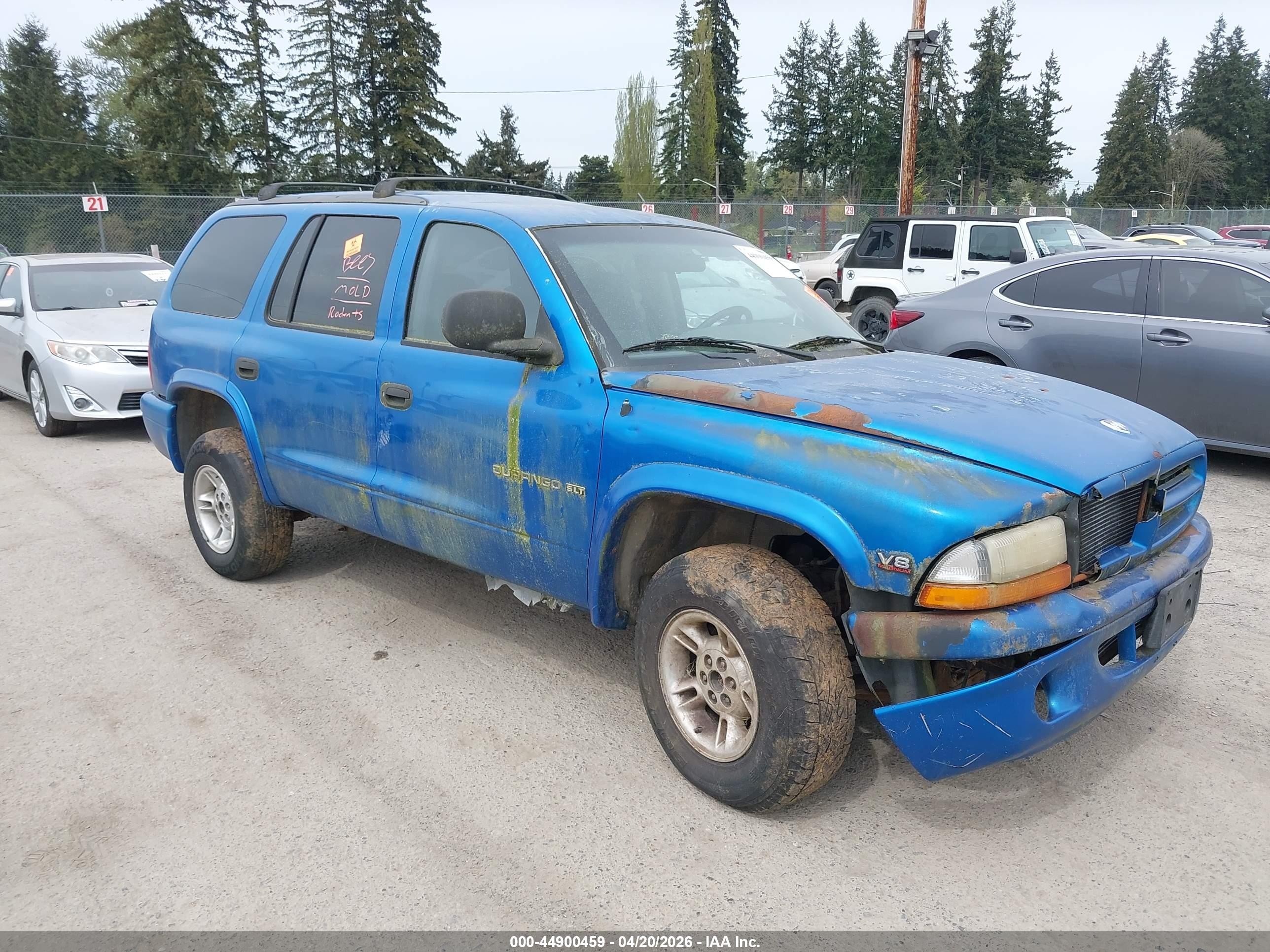 1998 Dodge Durango, VIN 1B4HS28Y0WF202407 — Normal wear