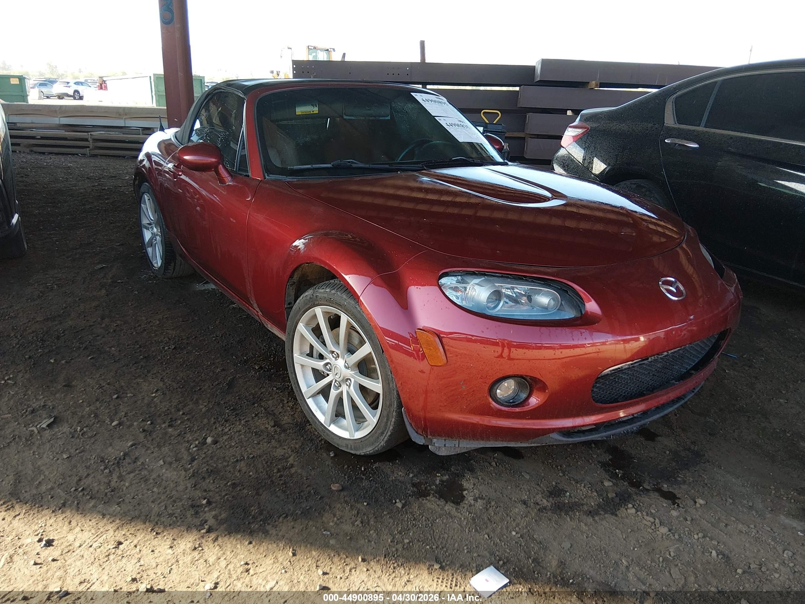 2006 Mazda MX-5 Miata Touring, VIN JM1NC25F860107392 — Front end