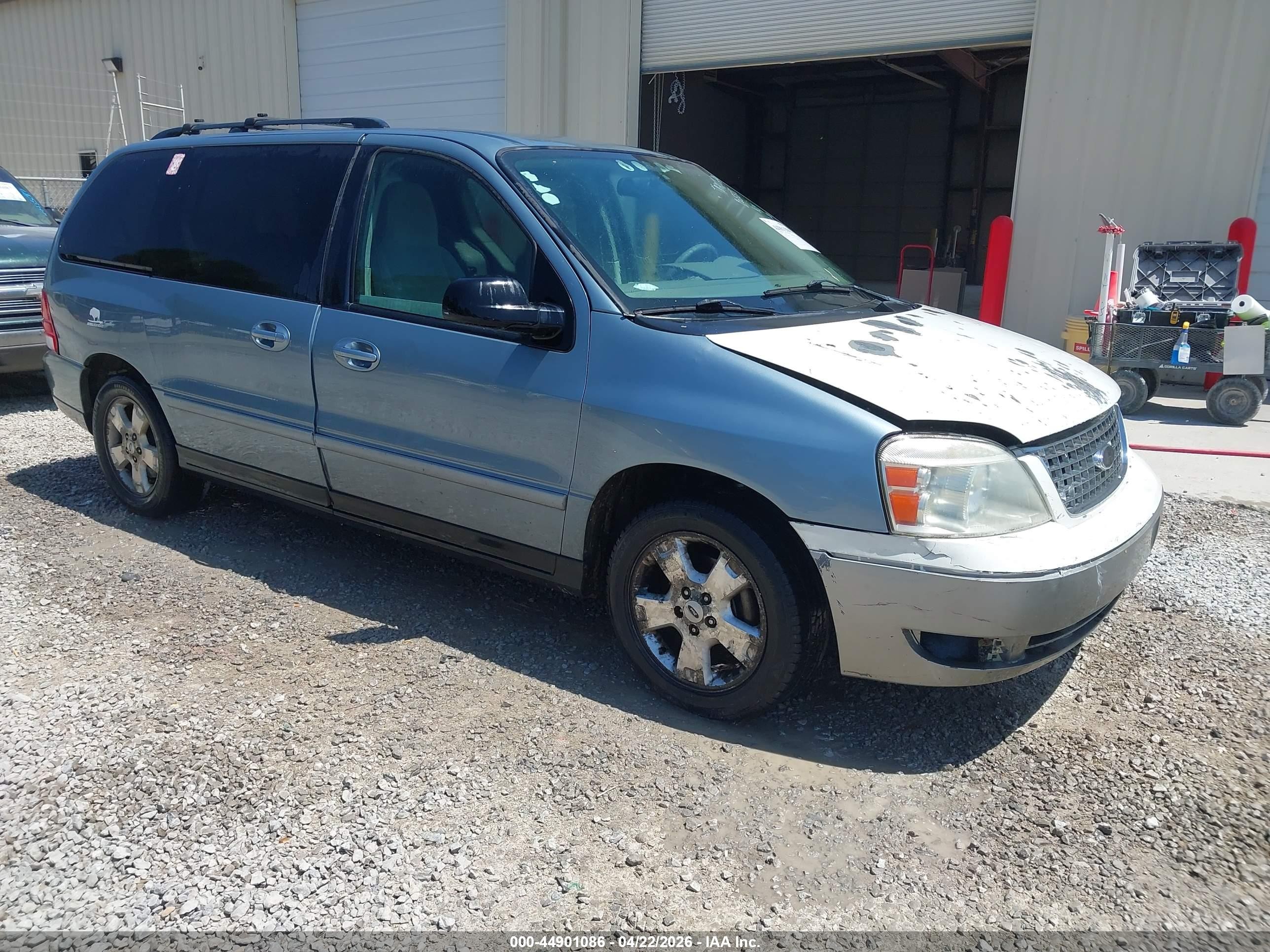 2004 Ford Freestar SES, VIN 2FMZA57634BB05515 — All over