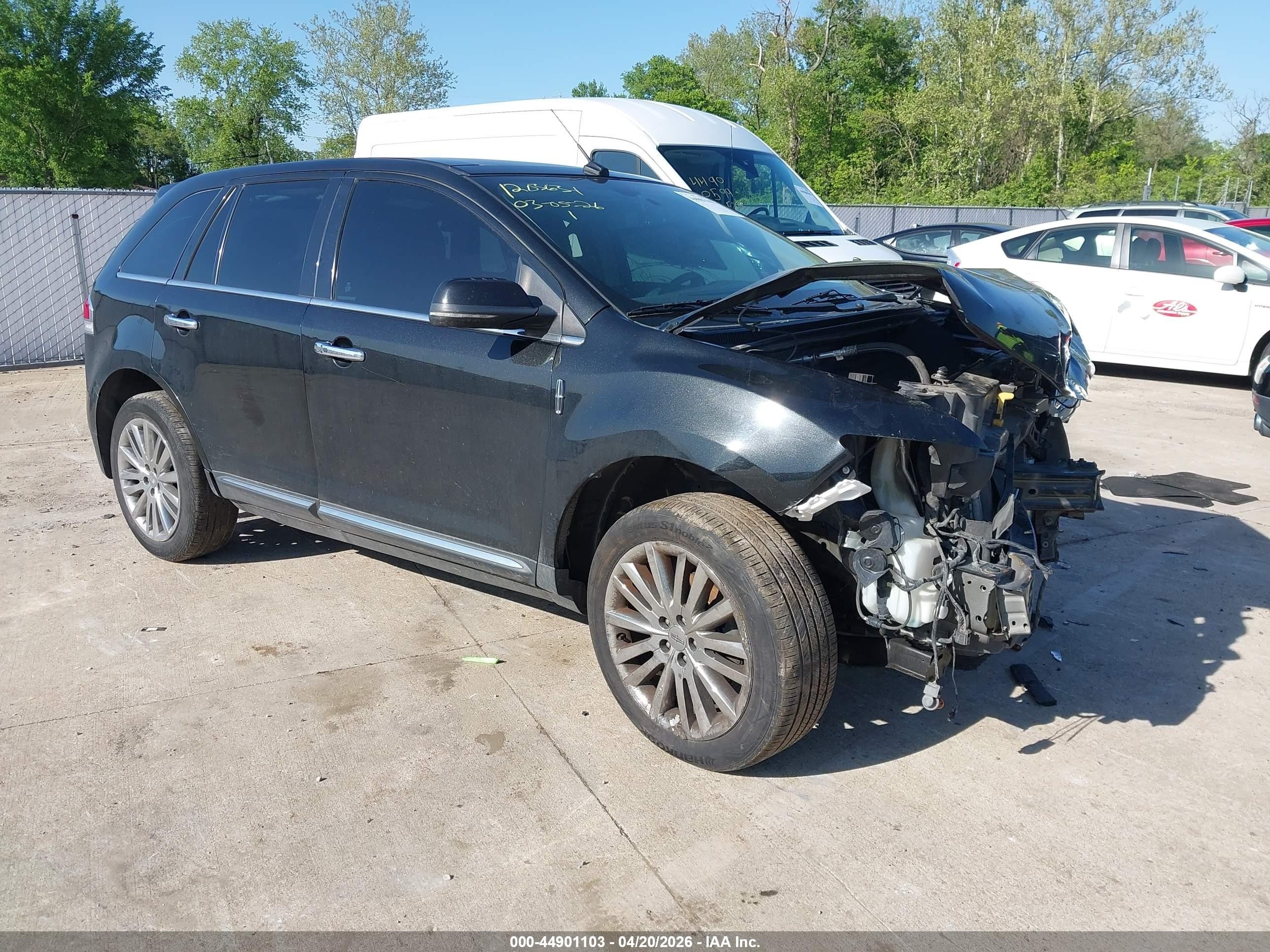 2012 Lincoln MKX, VIN 2LMDJ8JK3CBL09090 — Перед