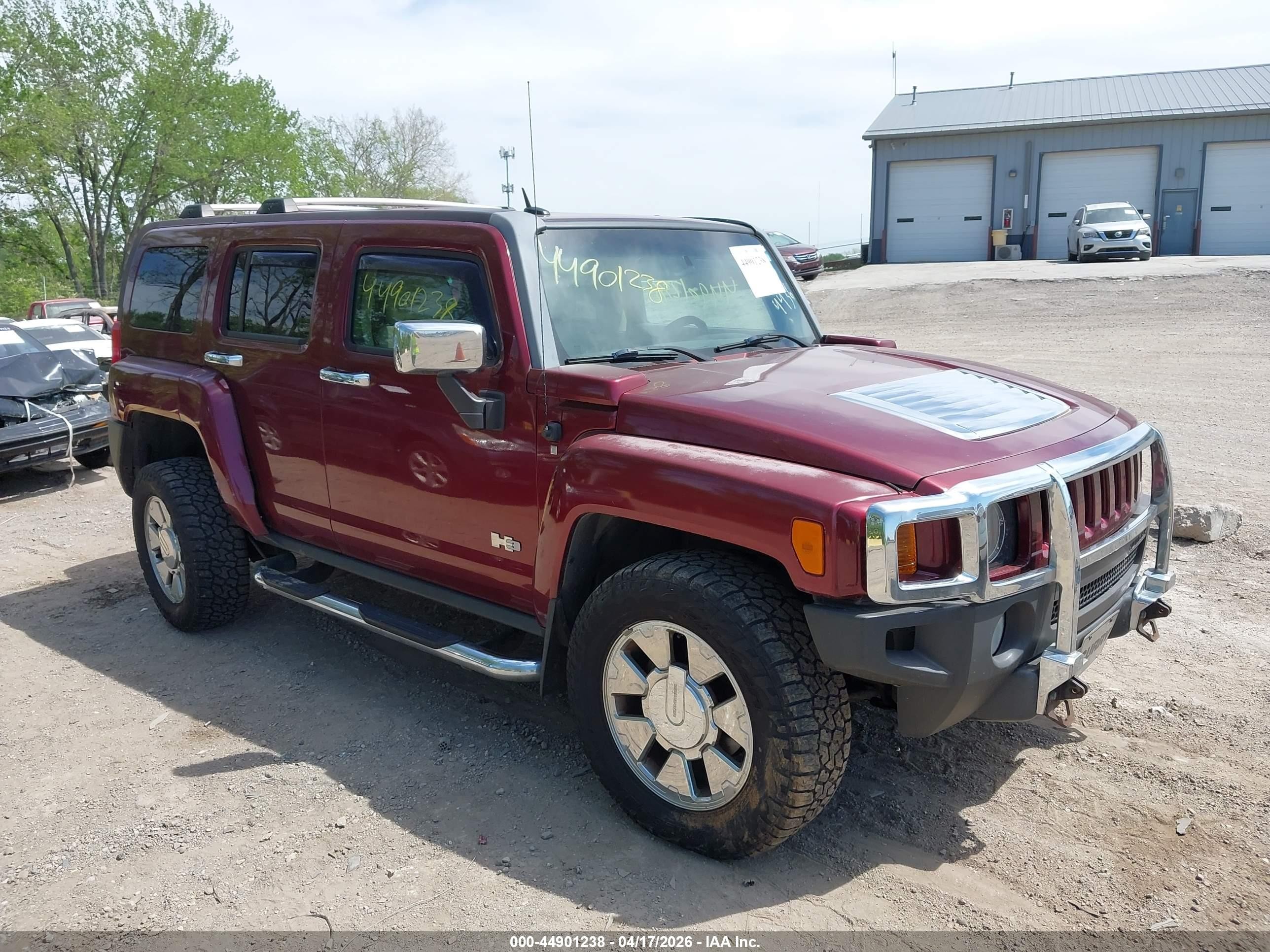 2007 Hummer H3 SUV, VIN 5GTDN13E378144436 — Front end