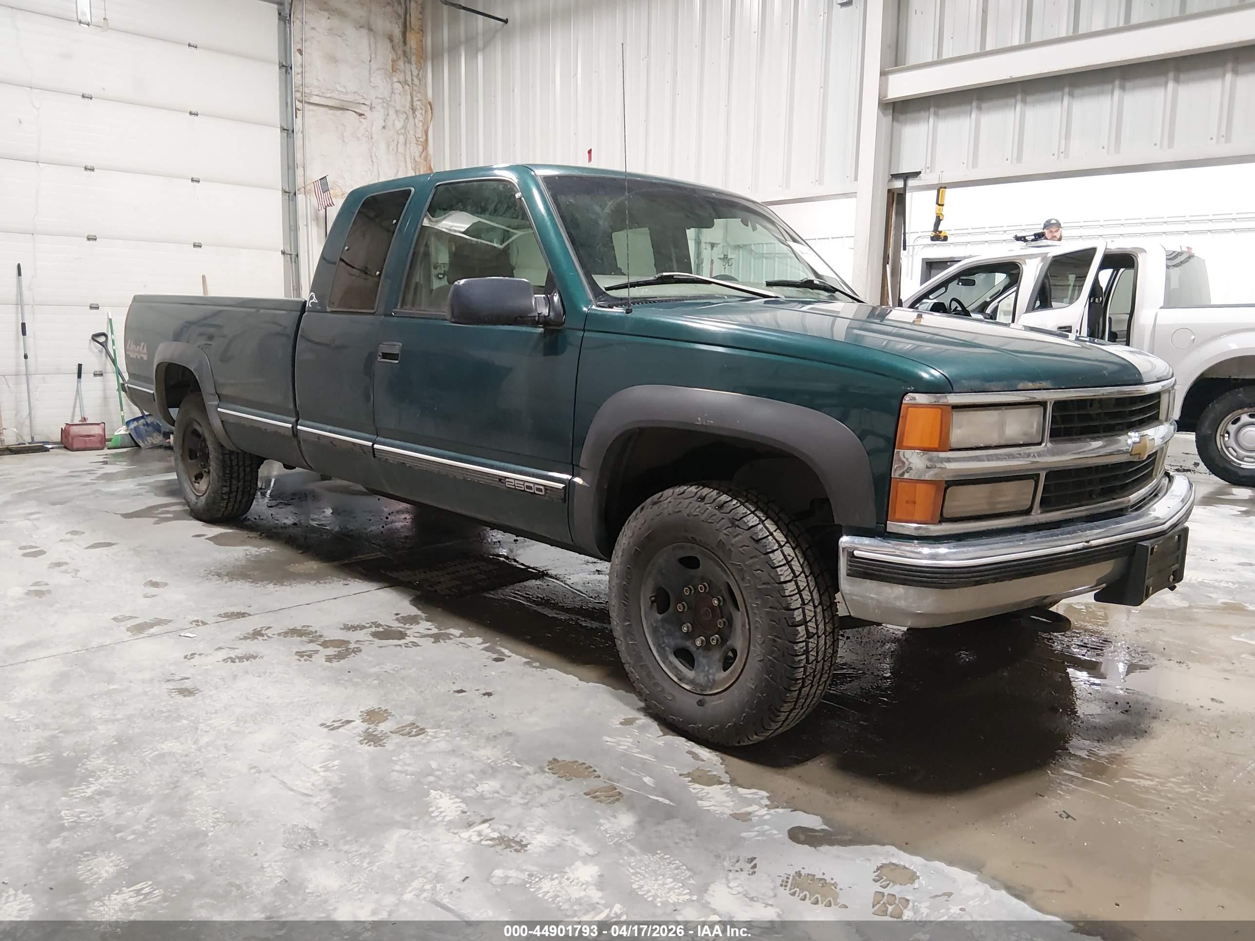 1997 Chevrolet Silverado 2500, VIN 1GCGK29R6VE152994 — Обычный износ