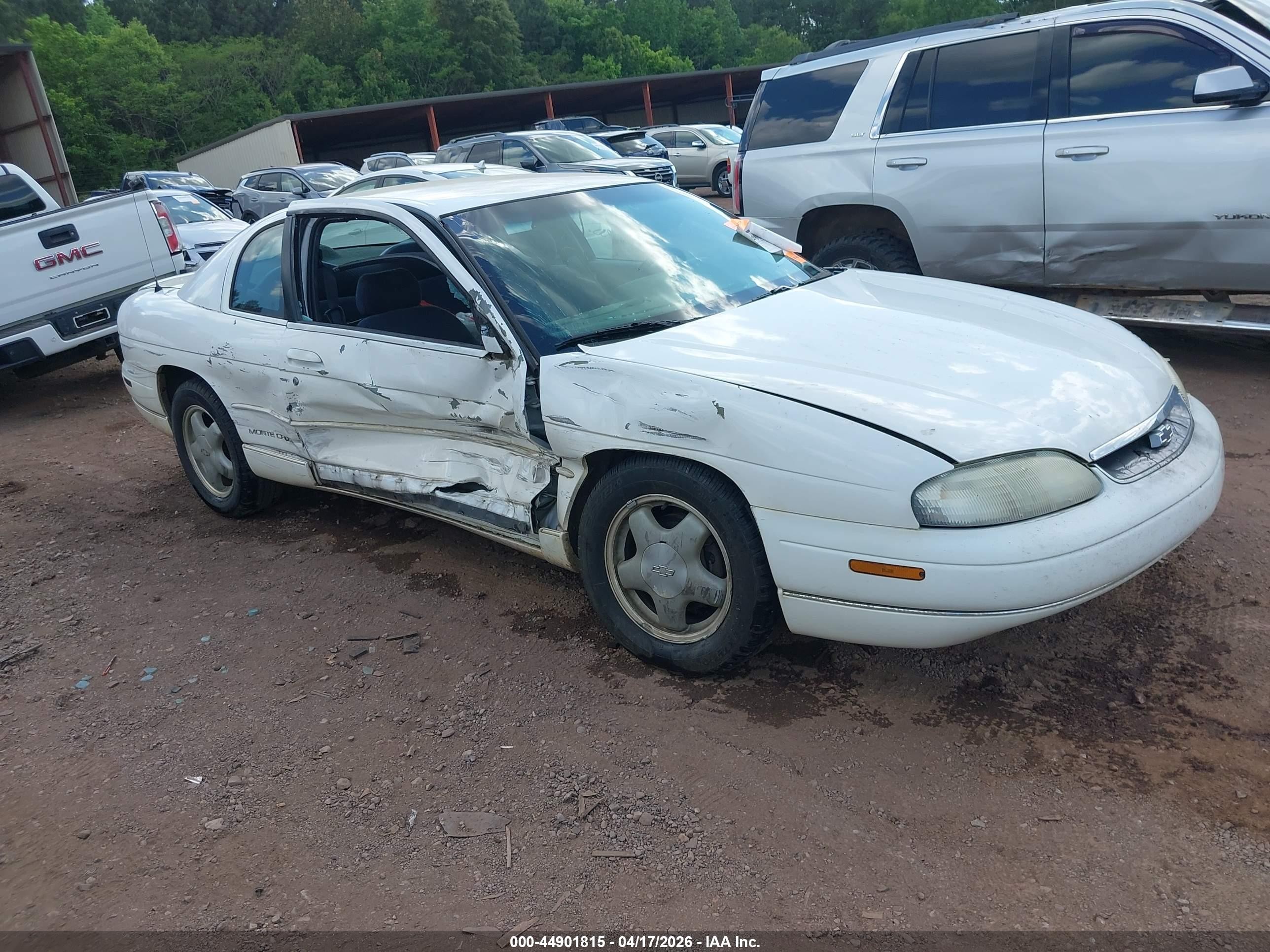 1997 Chevrolet Monte Carlo LS, VIN 2G1WW12M5V9323142 — Side