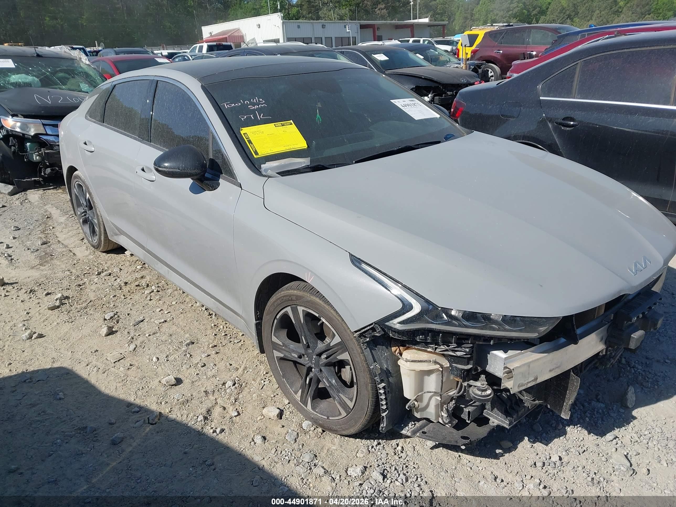 2023 Kia K5 GT-Line, VIN 5XXG64J23PG202151 — Front end