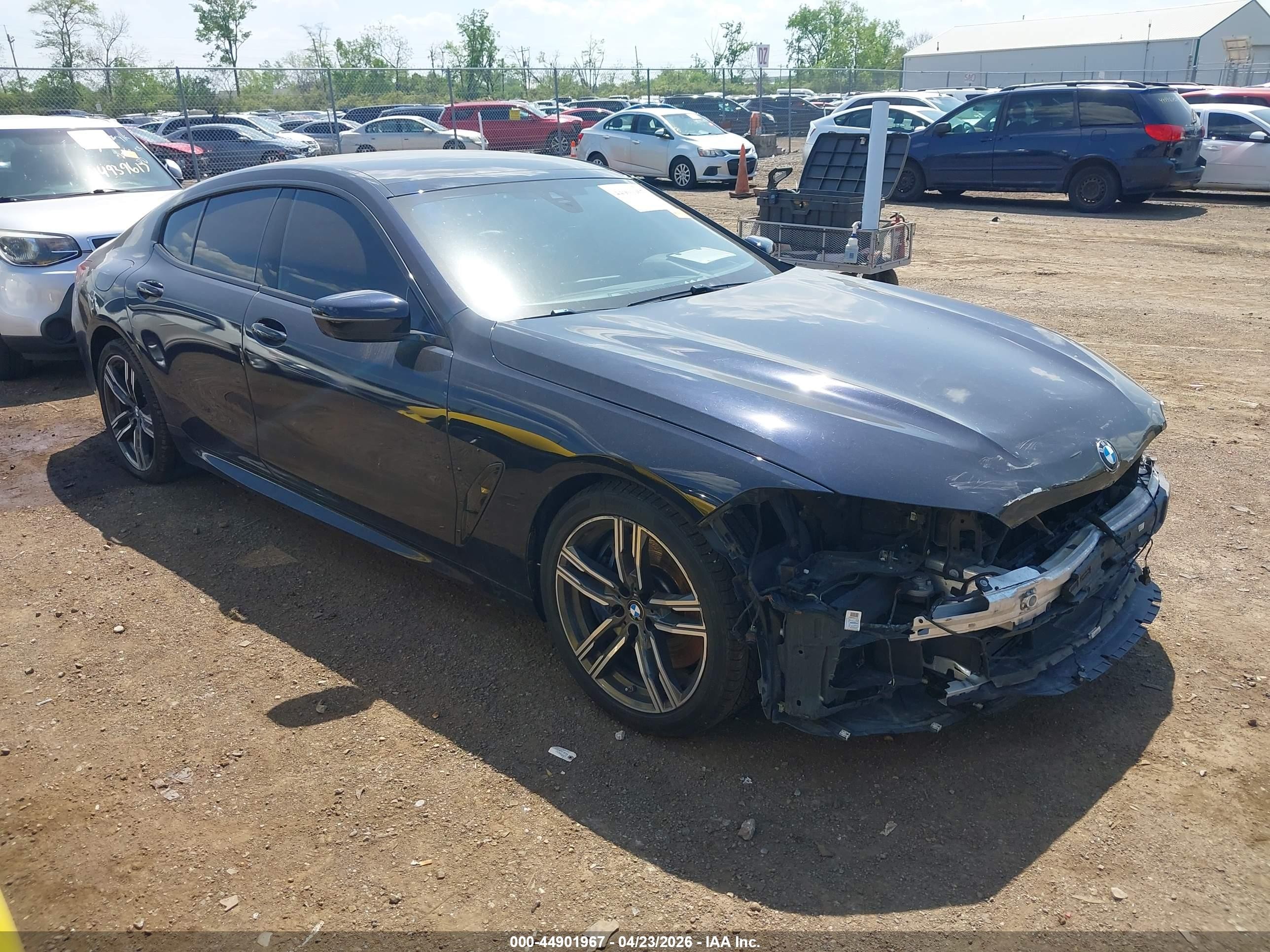 2021 BMW 8 Series 840i, VIN WBAGV4C06MCF00588 — Front end