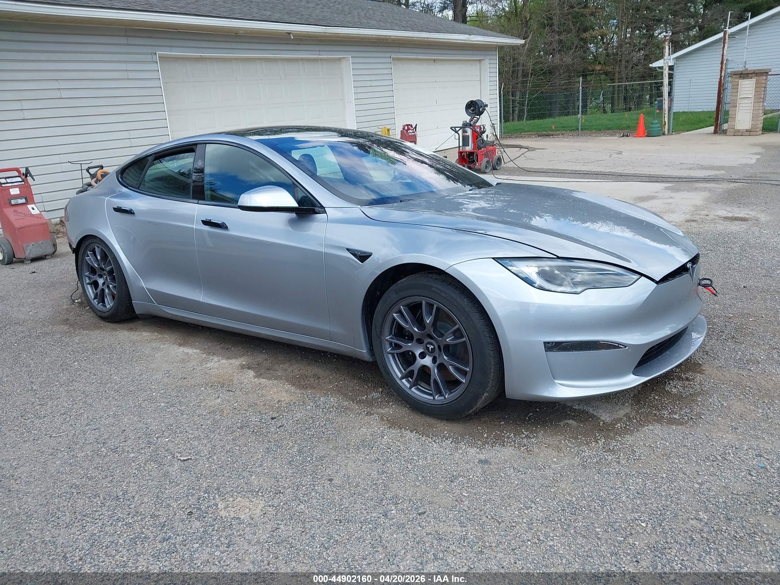 2025 Tesla Model S, VIN 5YJSA1E53SF551852 — Rear end