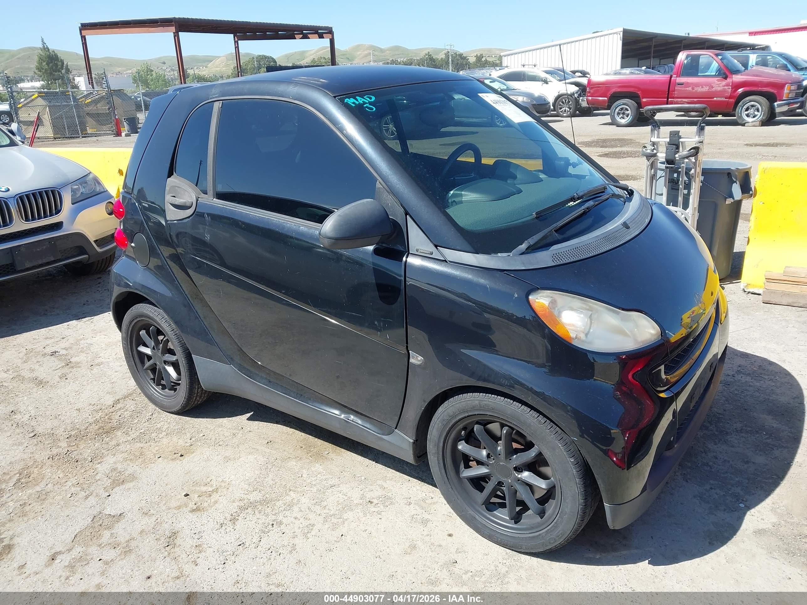 2010 Smart fortwo Pure, VIN WMEEJ3BA5AK407300 — Обычный износ
