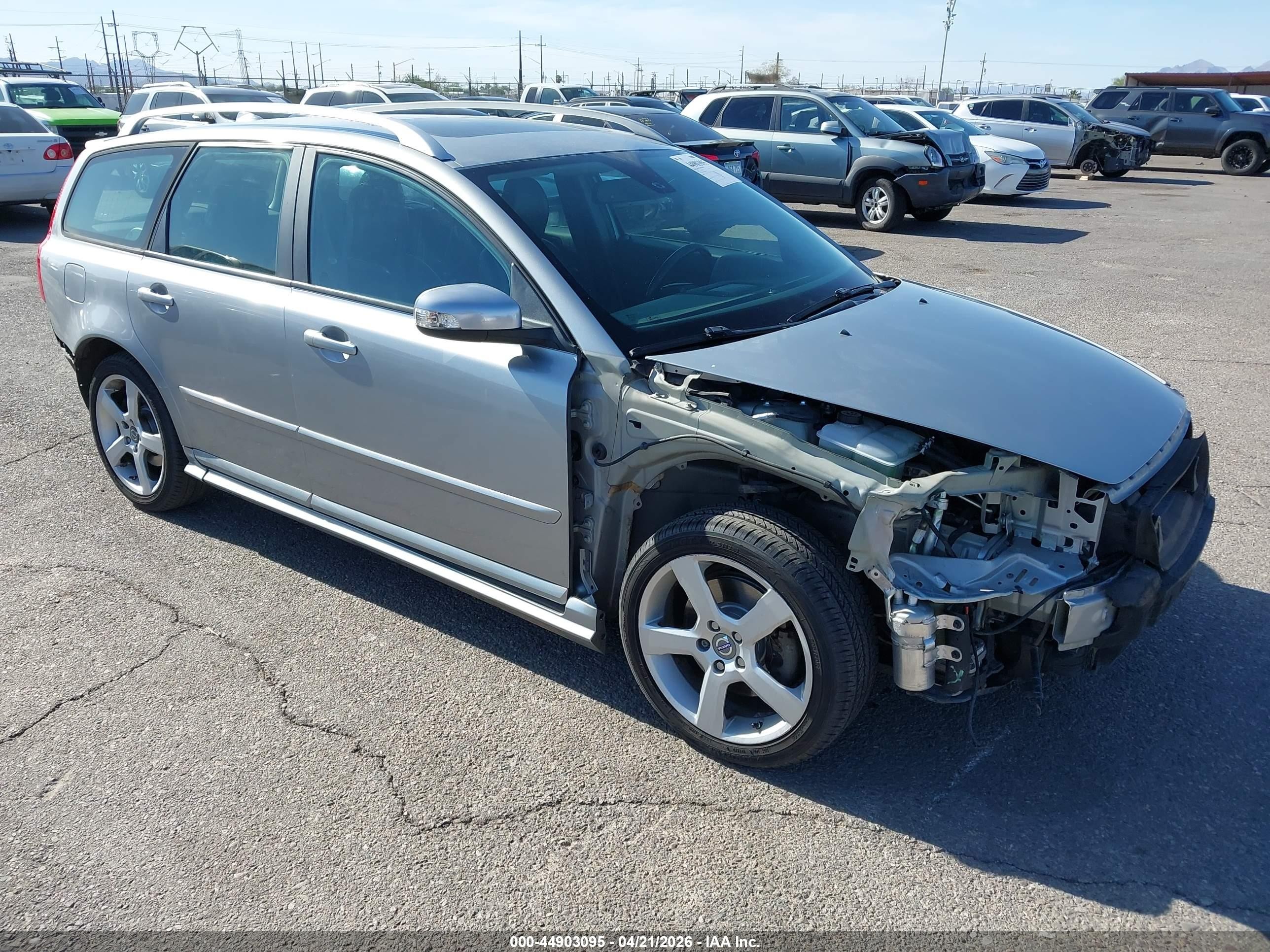 2011 Volvo V50, VIN YV1672MW2B2636212 — All over