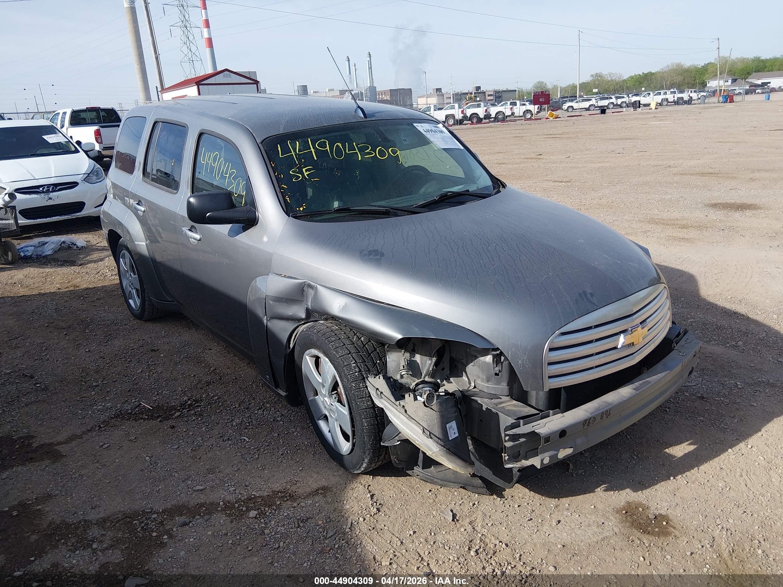 2007 Chevrolet HHR LS, VIN 3GNDA13D87S567120 — Front end