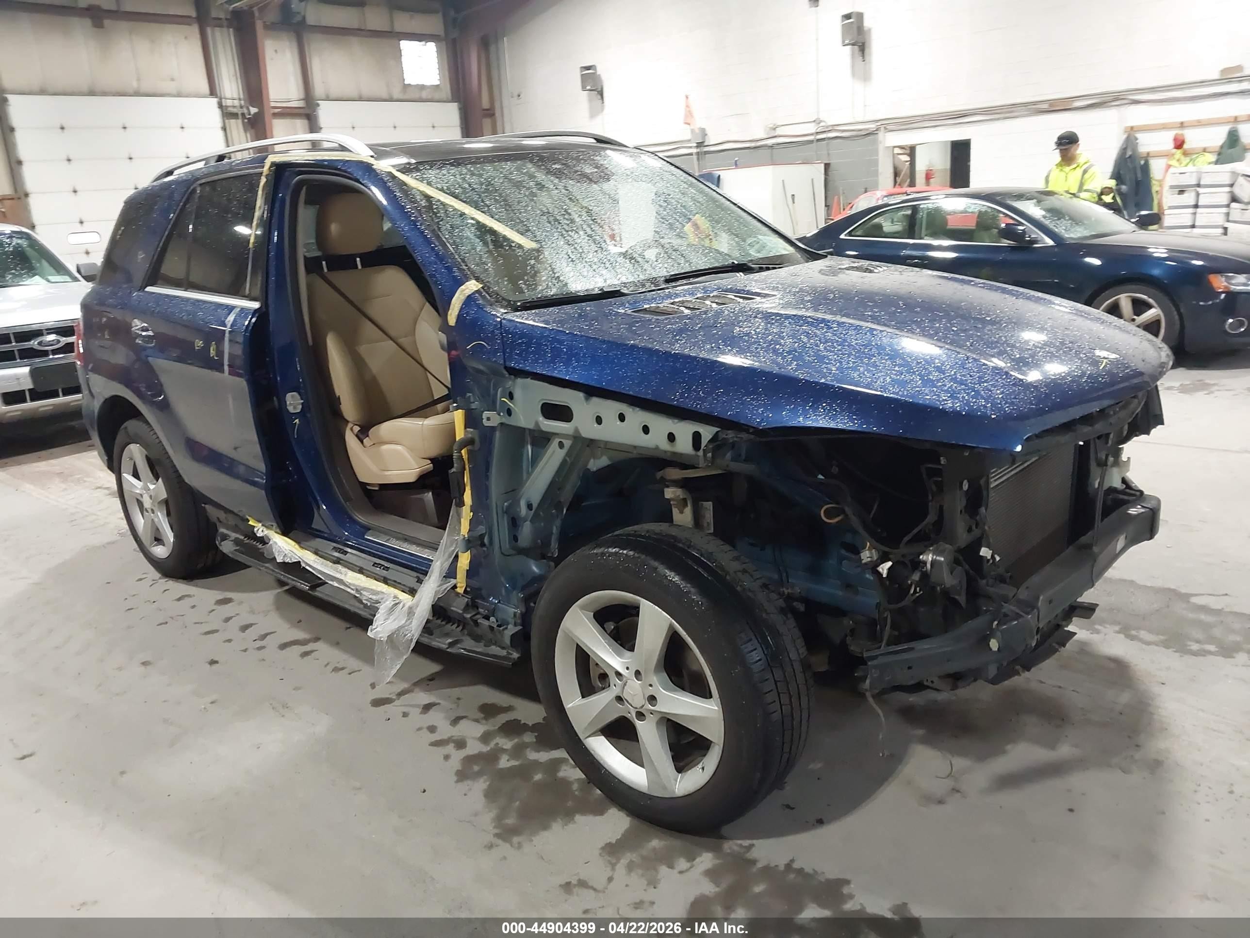 2017 Mercedes-Benz GLE 350, VIN 4JGDA5HB3HA851678 — Front end