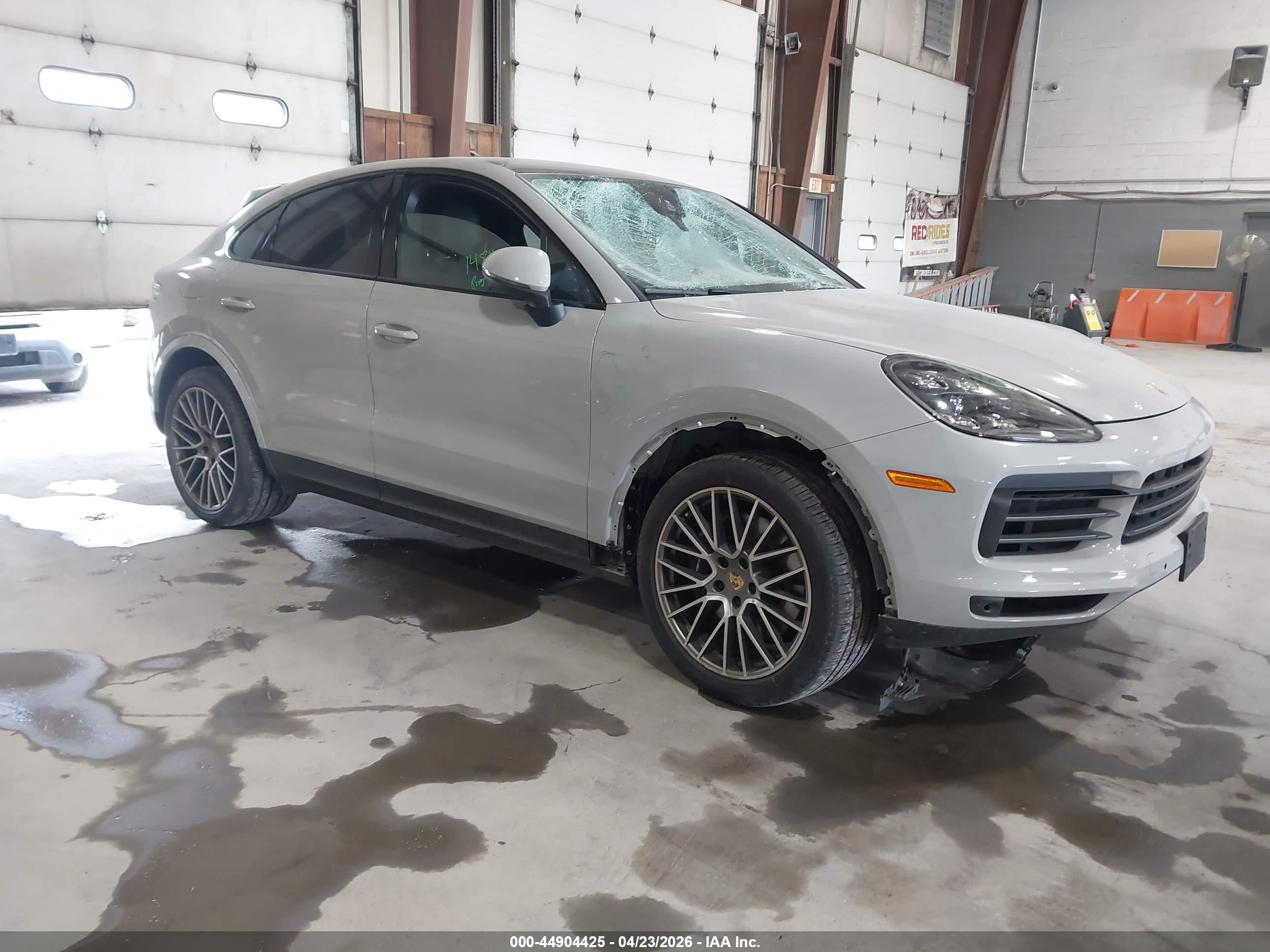 2023 Porsche Cayenne, VIN WP1BA2AY5PDA24107 — Front end