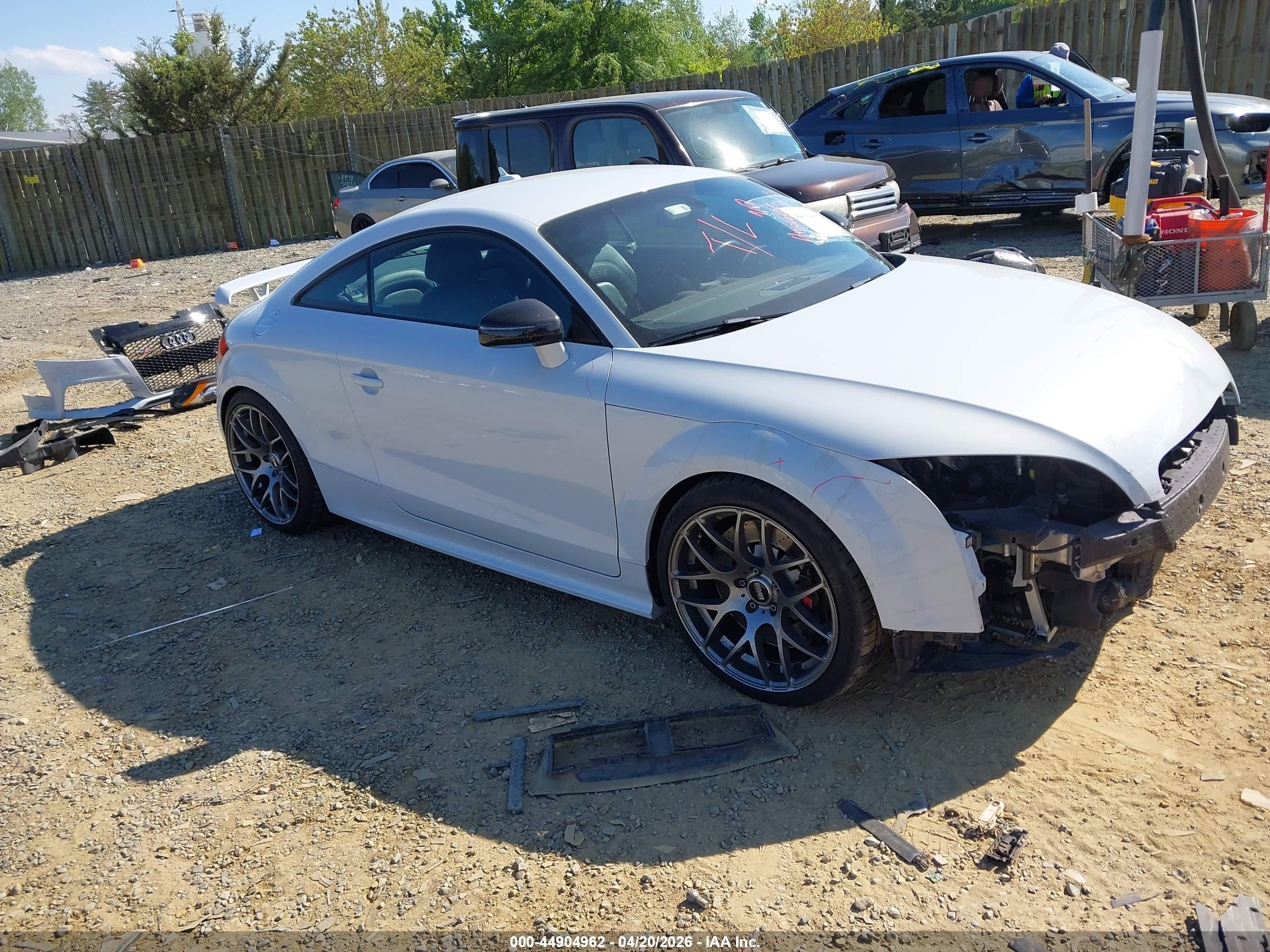 2012 Audi TT RS 2.5T, VIN TRUB3AFK6C1901702 — Перед