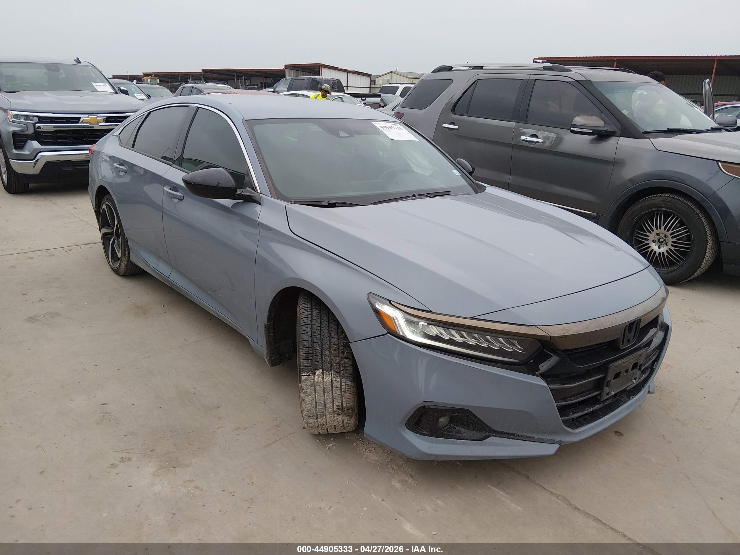 2022 Honda Accord Sport, VIN 1HGCV1F34NA122031 — Front end