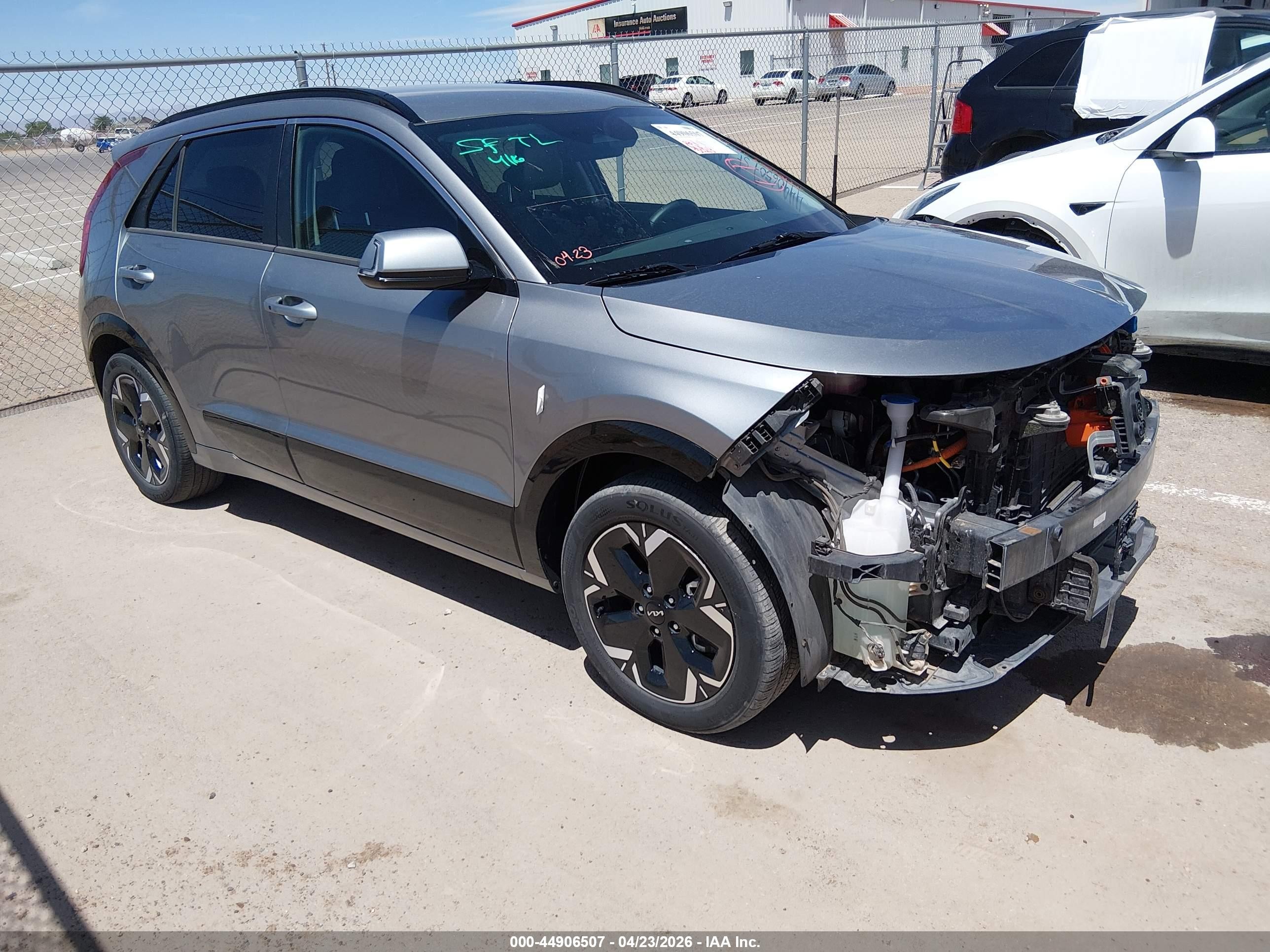 2023 Kia Niro Wind, VIN KNDCR3L10P5030752 — Front end