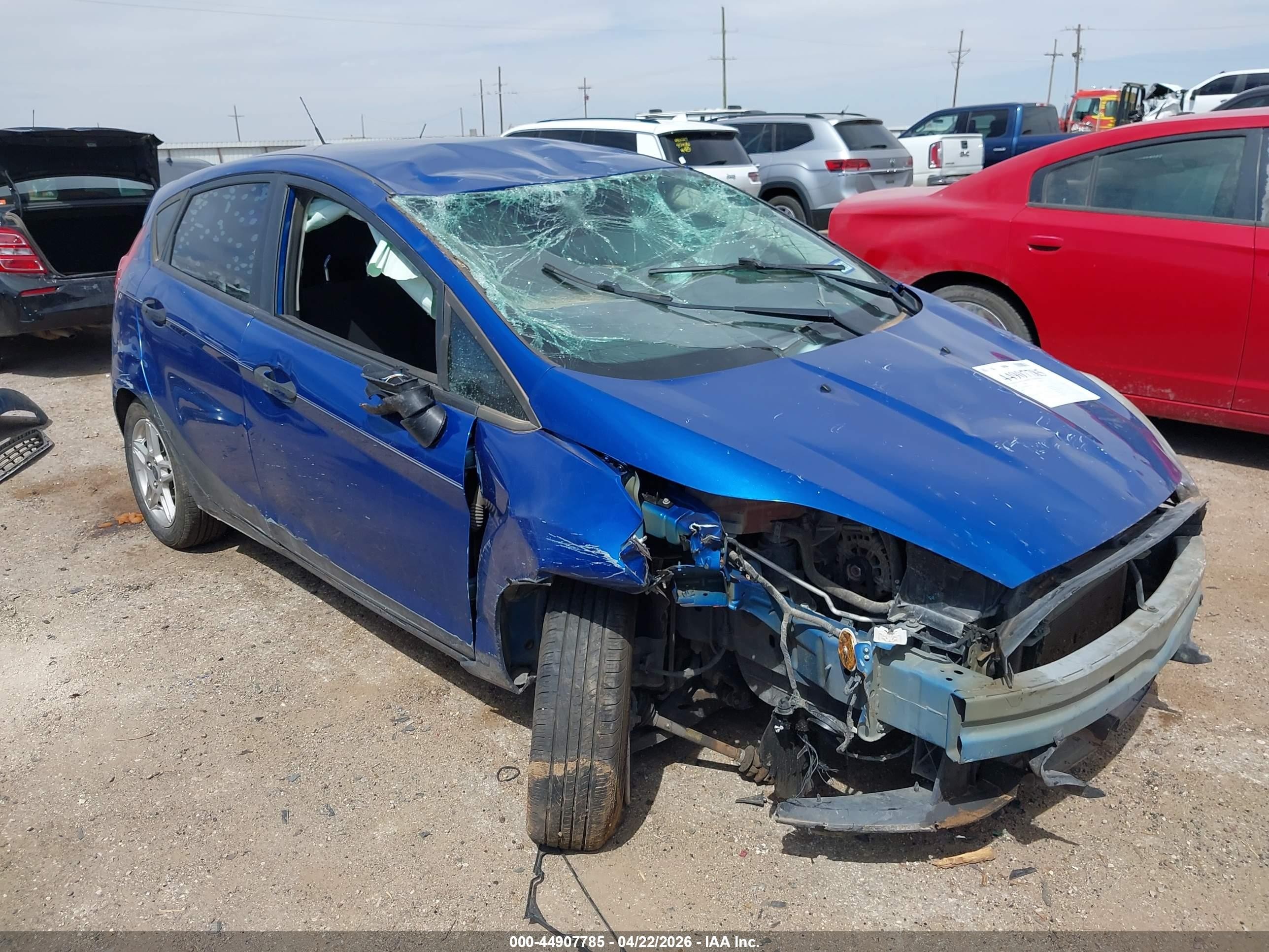 2018 Ford Fiesta SE, VIN 3FADP4EJ0JM135294 — Front end
