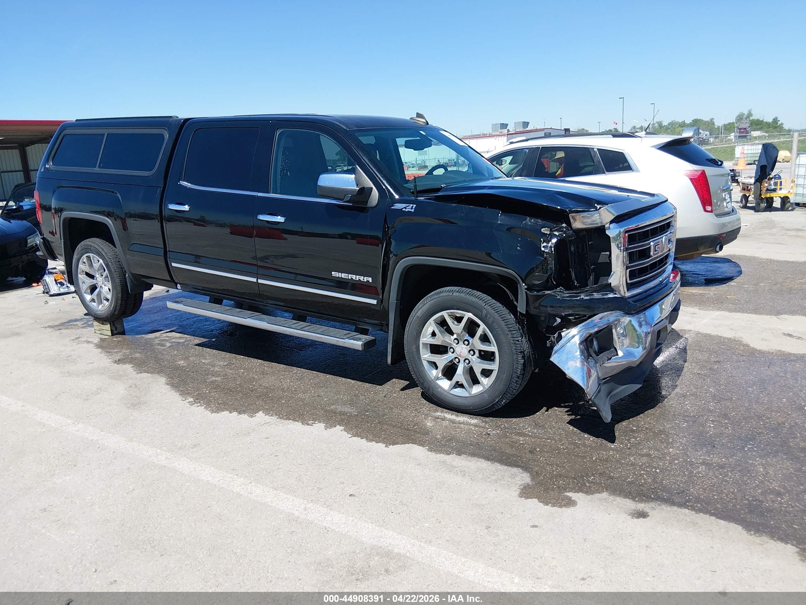 2015 GMC Sierra 1500 SLT, VIN 3GTU2VEC8FG387638 — Front end