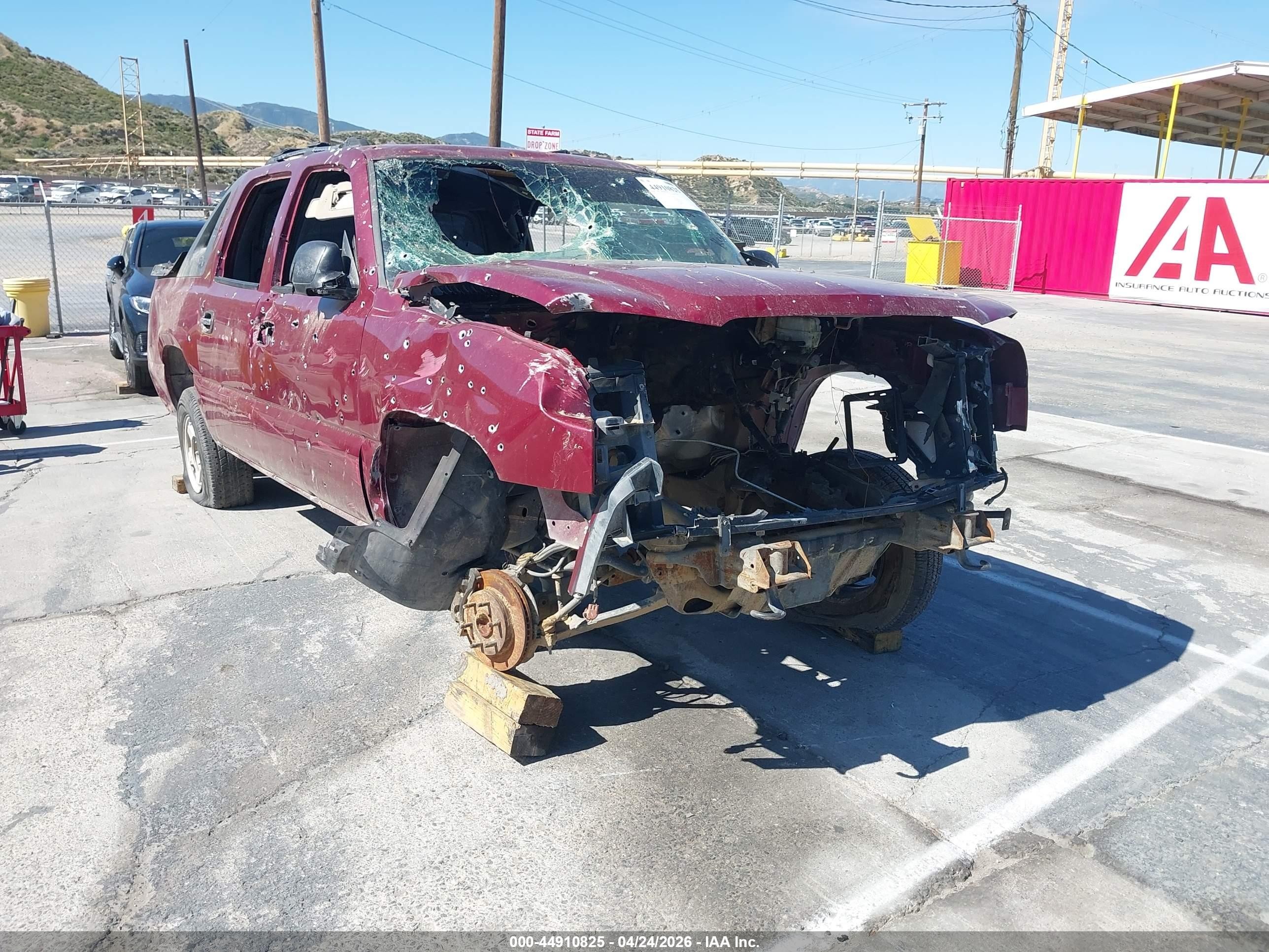 2004 Chevrolet Avalanche Z66, VIN 3GNEC12T14G155174 — All over