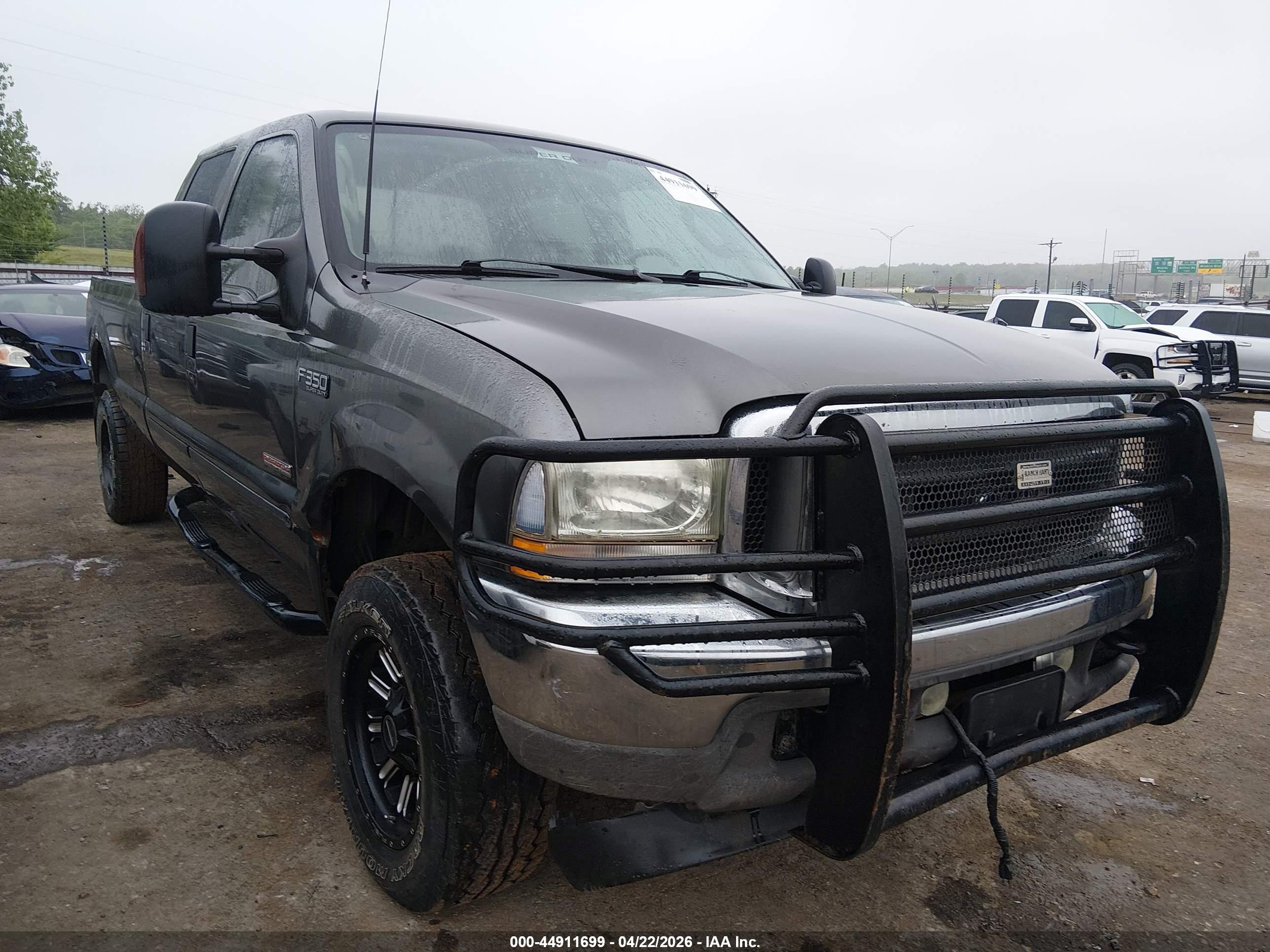 2004 Ford F-350 XL, VIN 1FTSW31P44ED89173 — Rear end