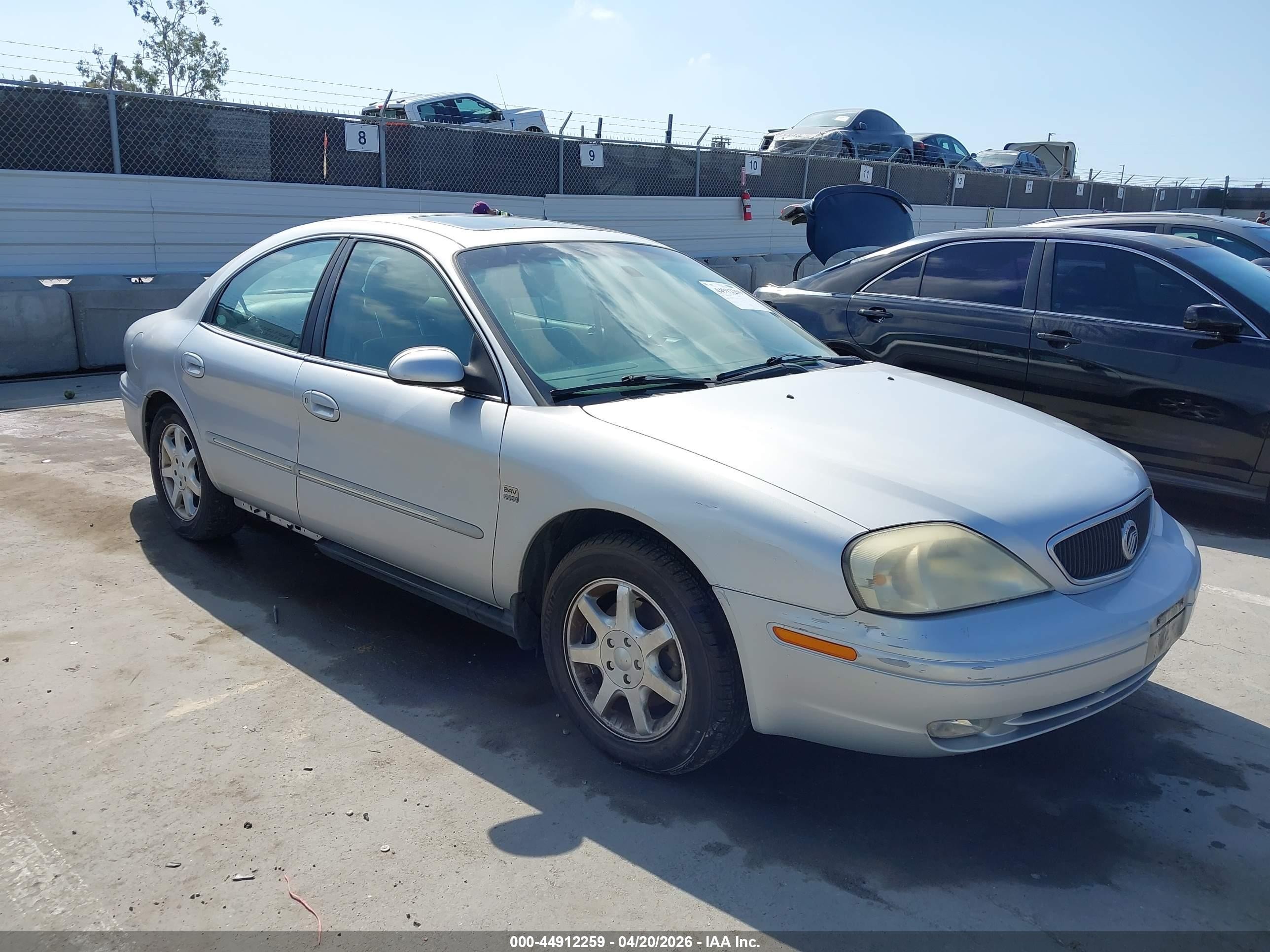 2002 Mercury Sable LS Premium, VIN 1MEFM55S82A625845 — Normal wear
