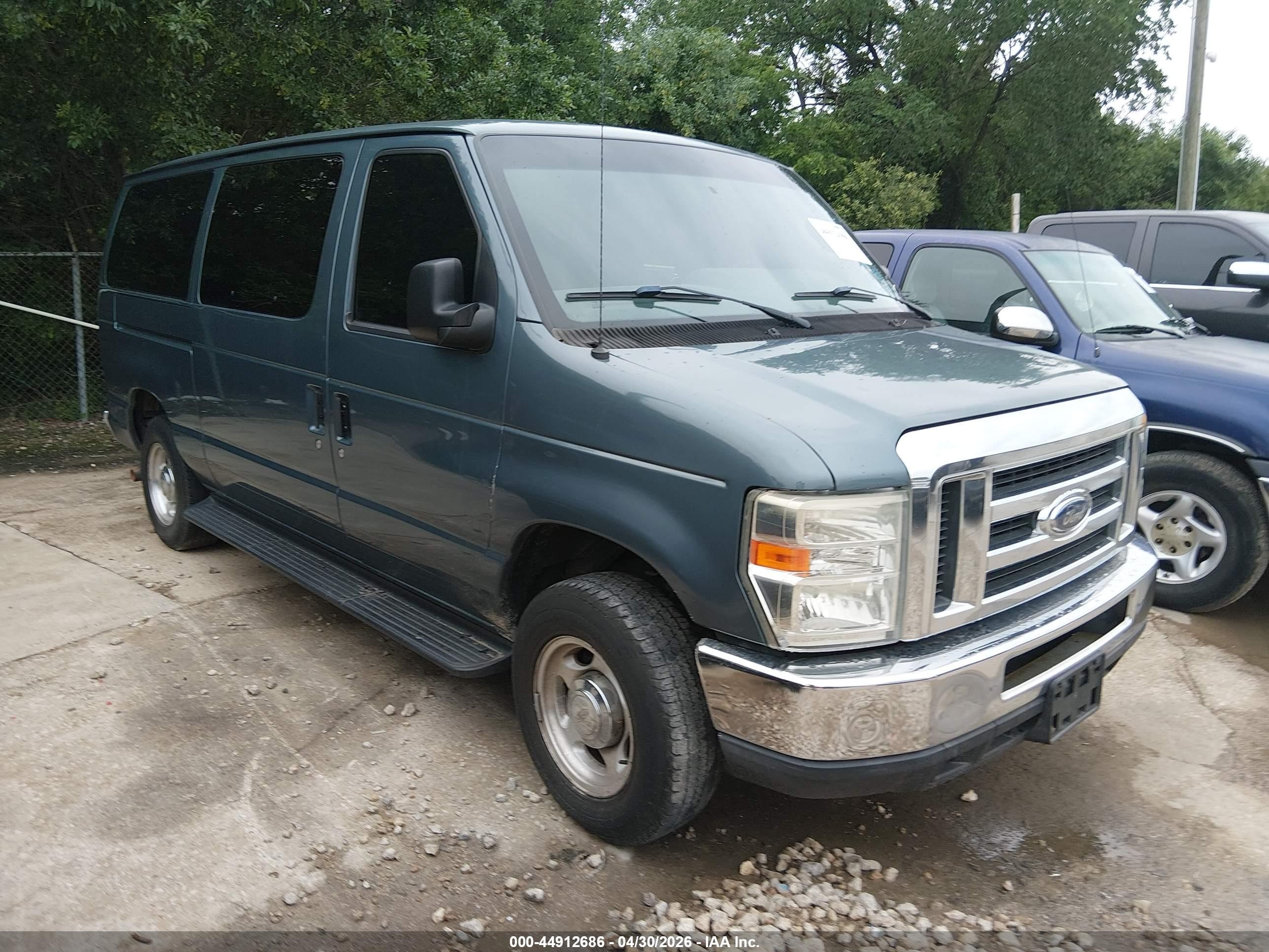 2013 Ford Econoline Passenger XLT, VIN 1FMNE1BL8DDA09835 — Repossession