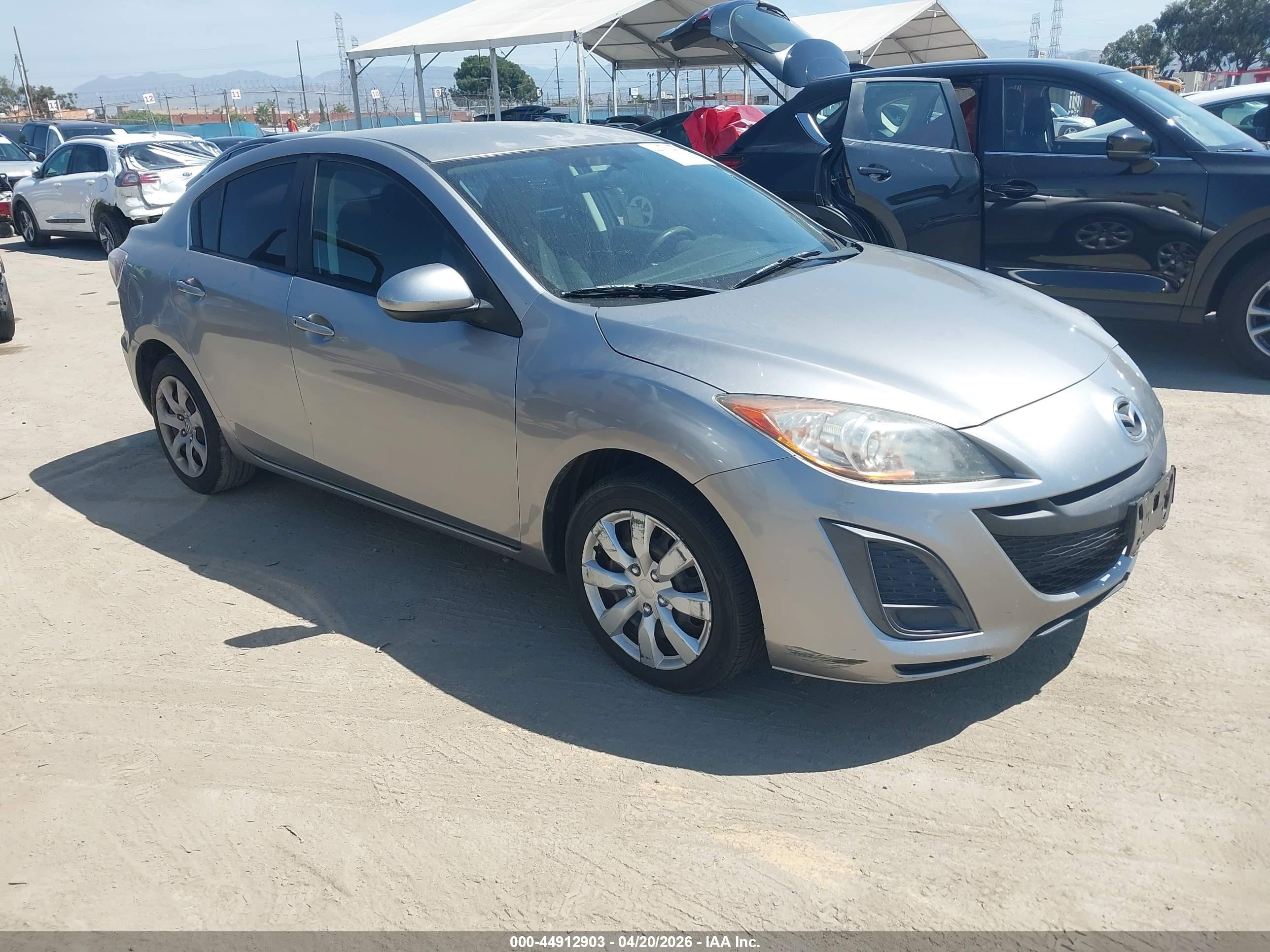 2011 Mazda 3 i Sport, VIN JM1BL1UG9B1482915 — Engine fire