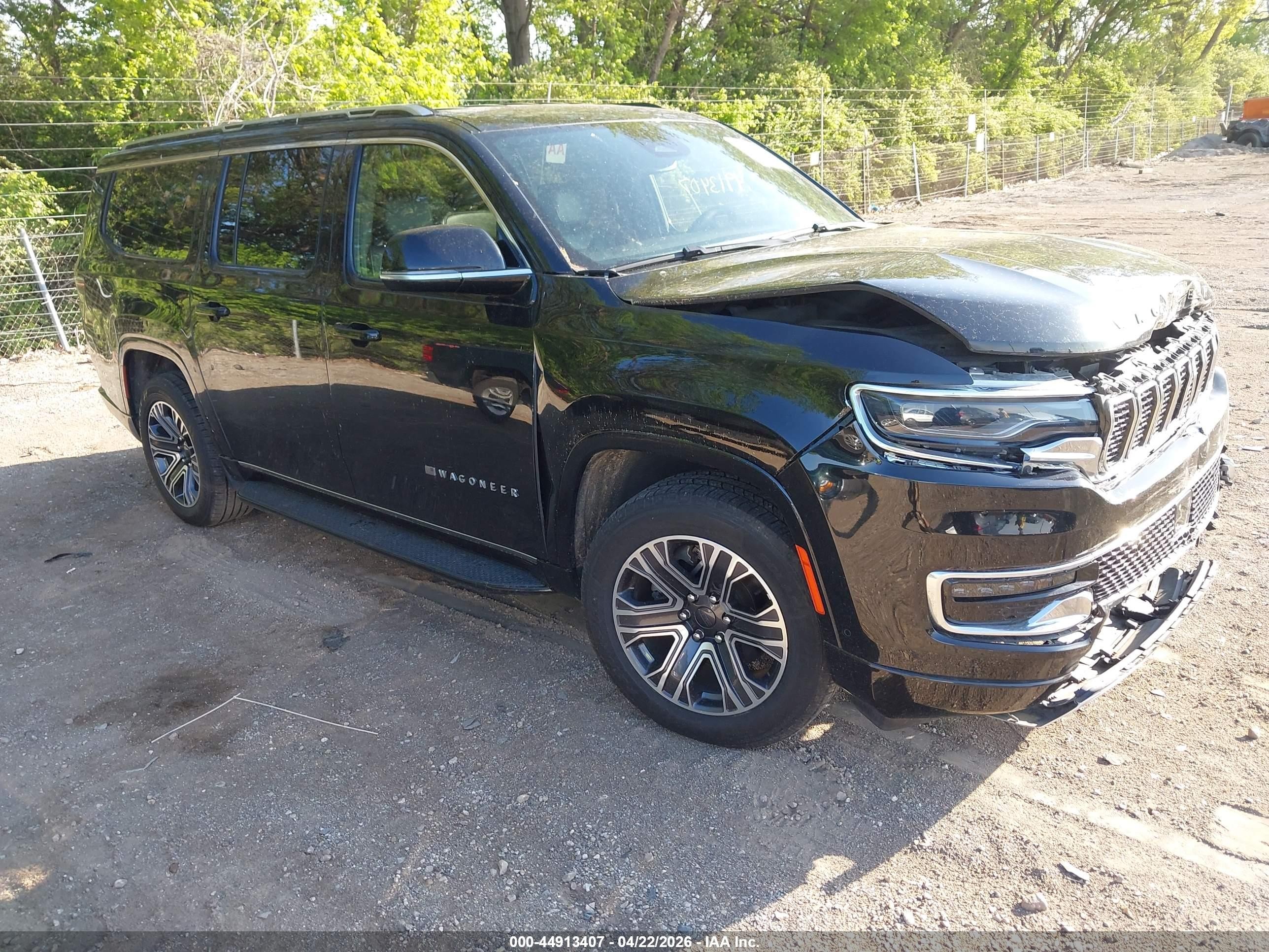 2023 Jeep Wagoneer Series II, VIN 1C4SJSBP6PS578310 — Перед