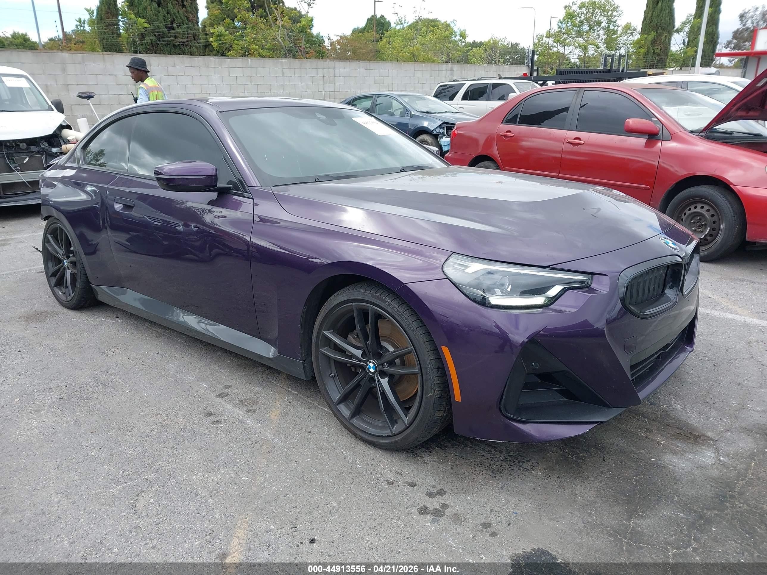 2022 BMW 2 Series 230i, VIN 3MW23CM08N8C45943 — Rear end