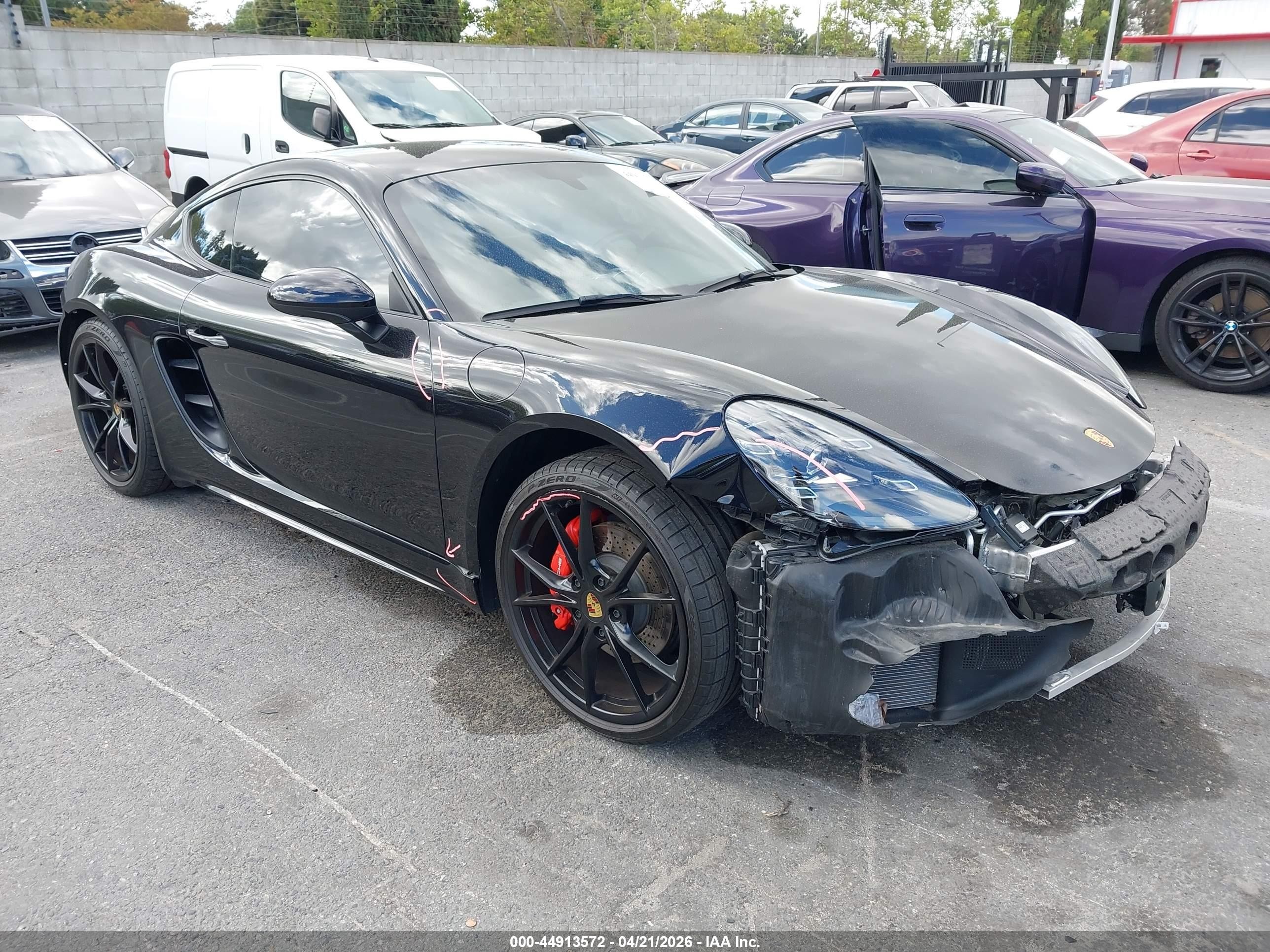 2024 Porsche 718 Cayman S, VIN WP0AB2A82RK264207 — Зад
