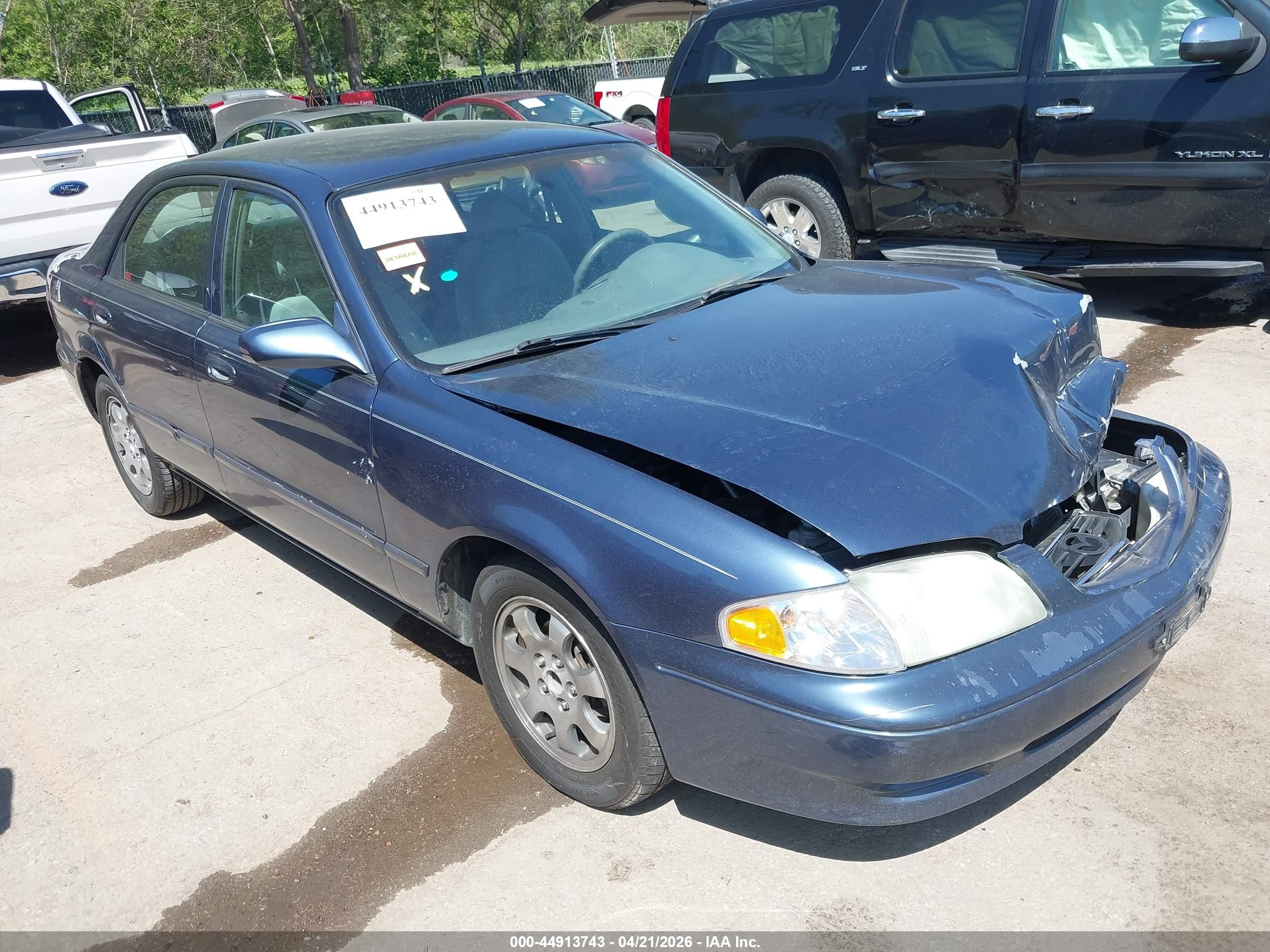 2002 Mazda 626 LX, VIN 1YVGF22C325303046 — Front end