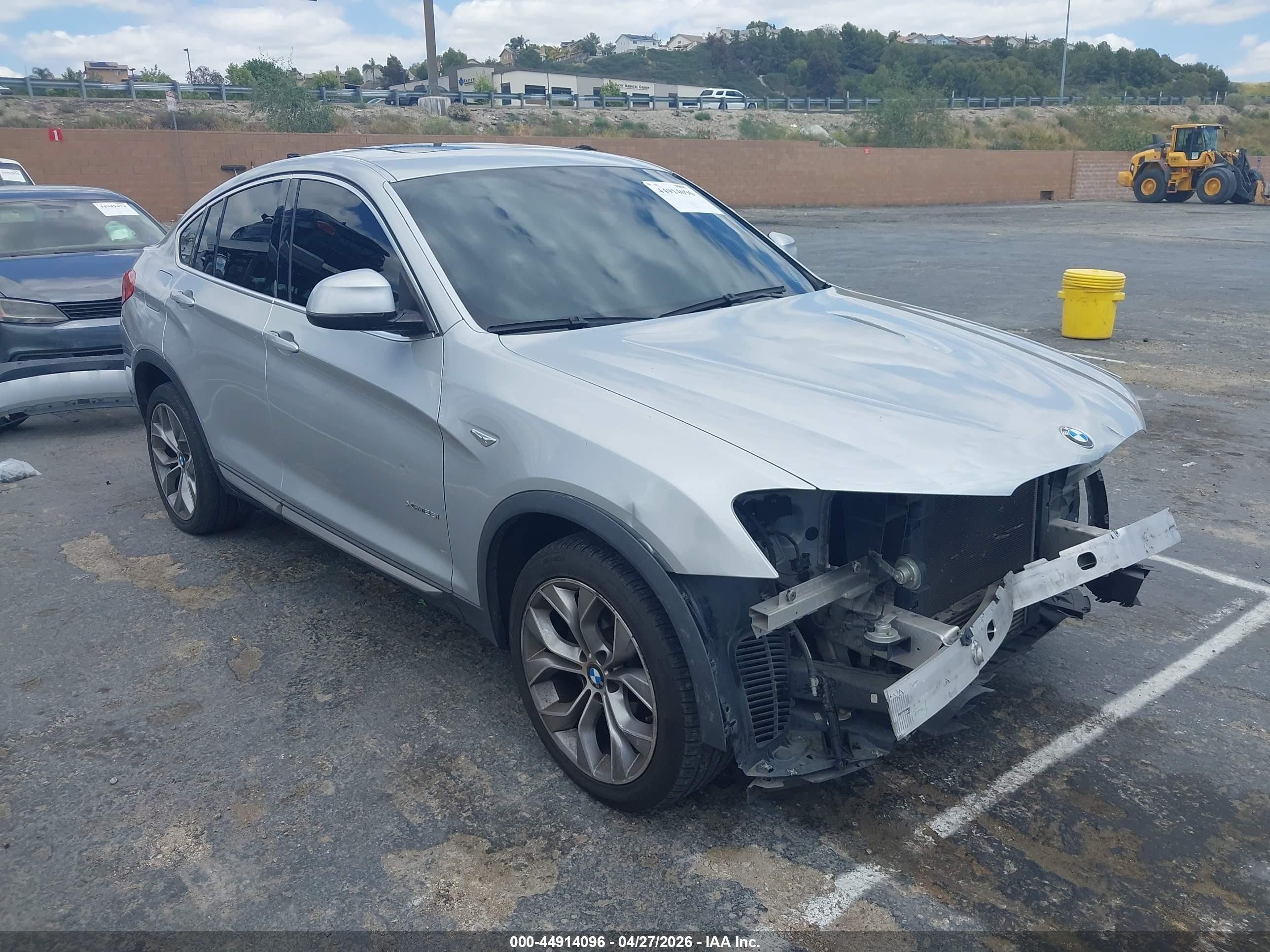 2017 BMW X4 xDrive28i, VIN 5UXXW3C59H0T77703 — Front end