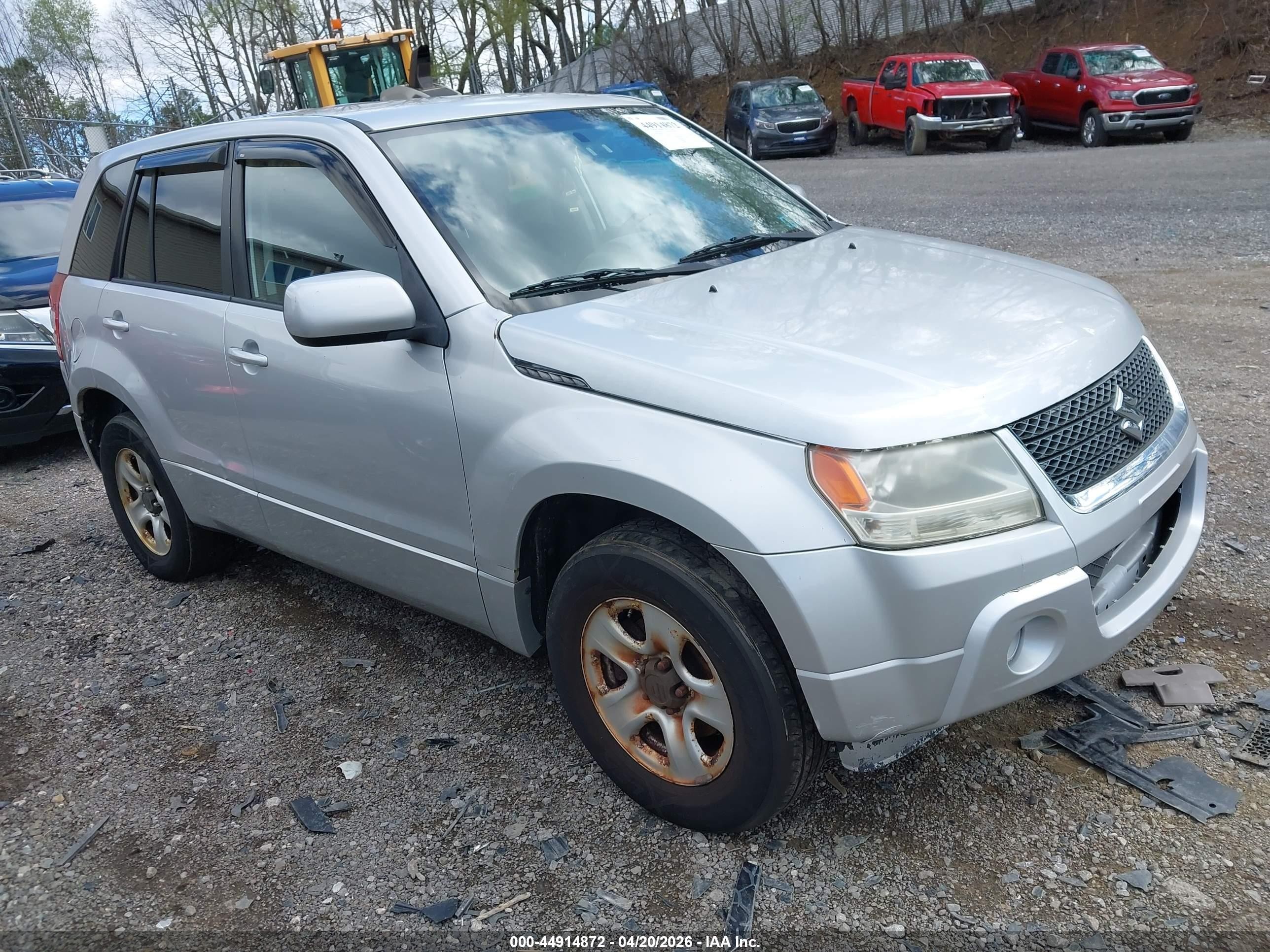 2011 Suzuki Grand Vitara Premium, VIN JS3TD0D20B4100030 — Normal wear