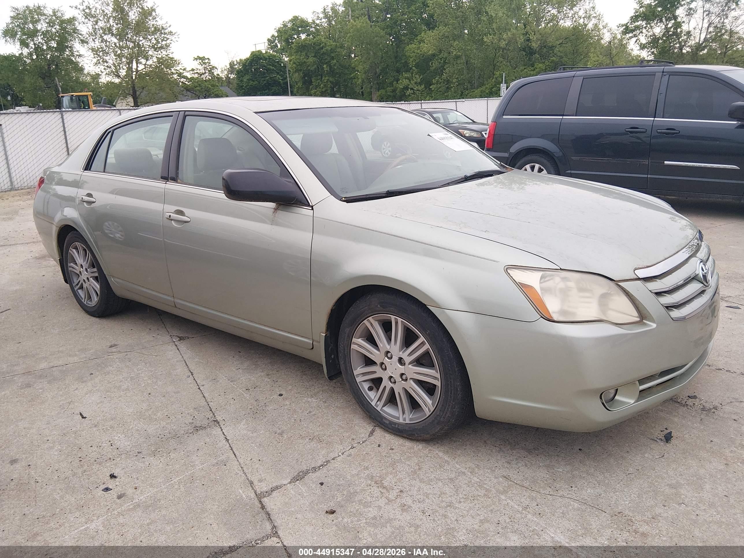 2006 Toyota Avalon Limited, VIN 4T1BK36B86U088564 — Normal wear
