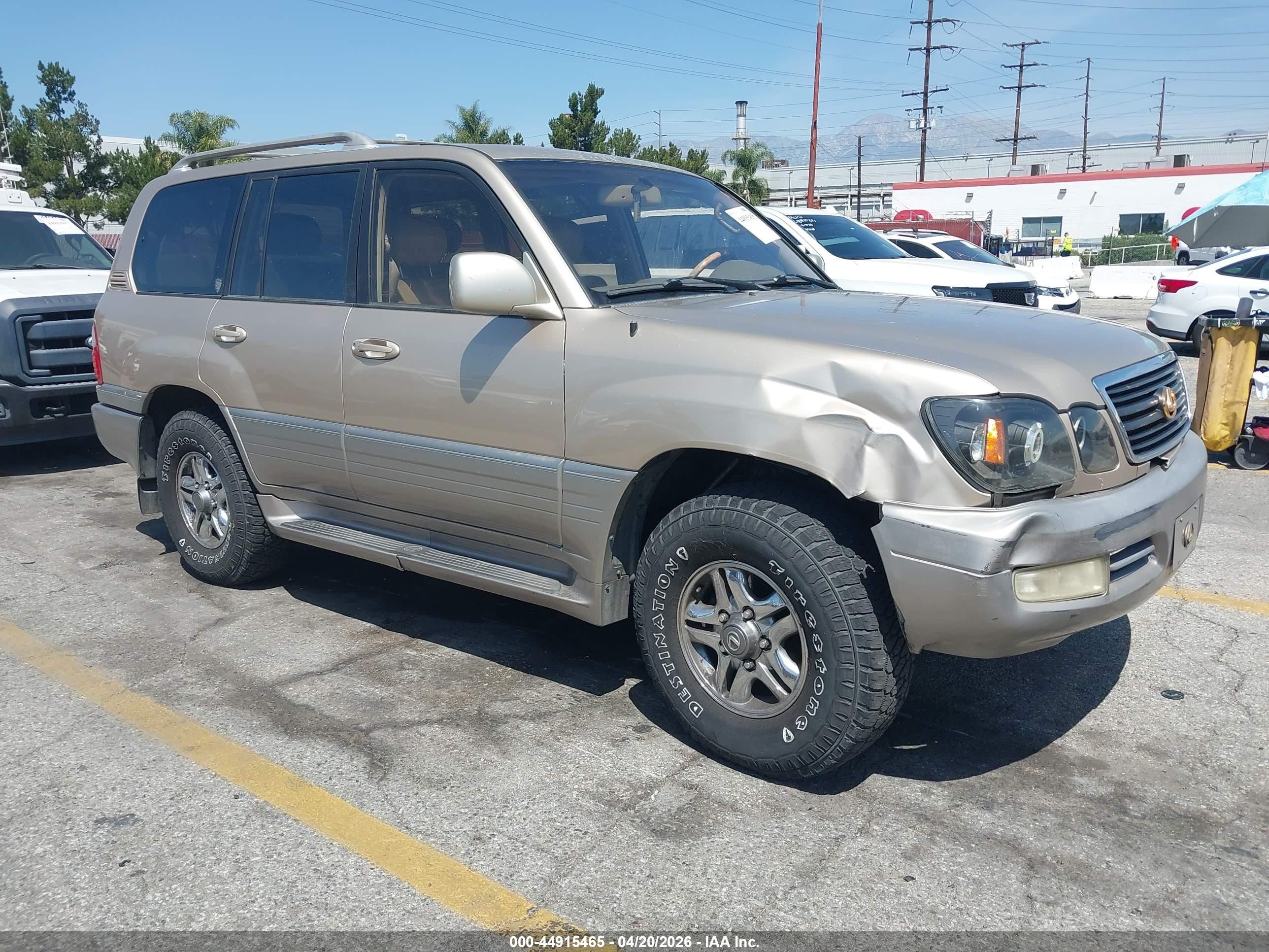 2000 Lexus LX 470, VIN JT6HT00W6Y0117776 — Normal wear