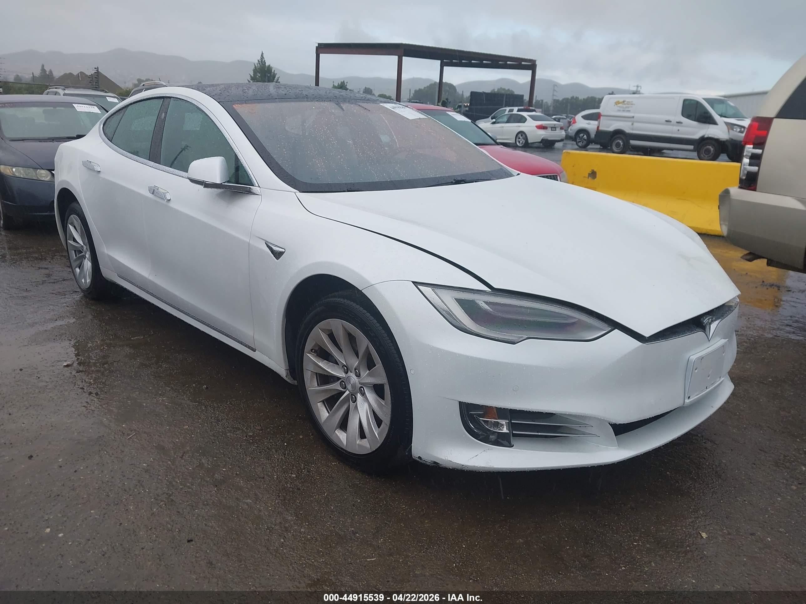 2020 Tesla Model S Long Range, VIN 5YJSA1E25LF365673 — Normal wear