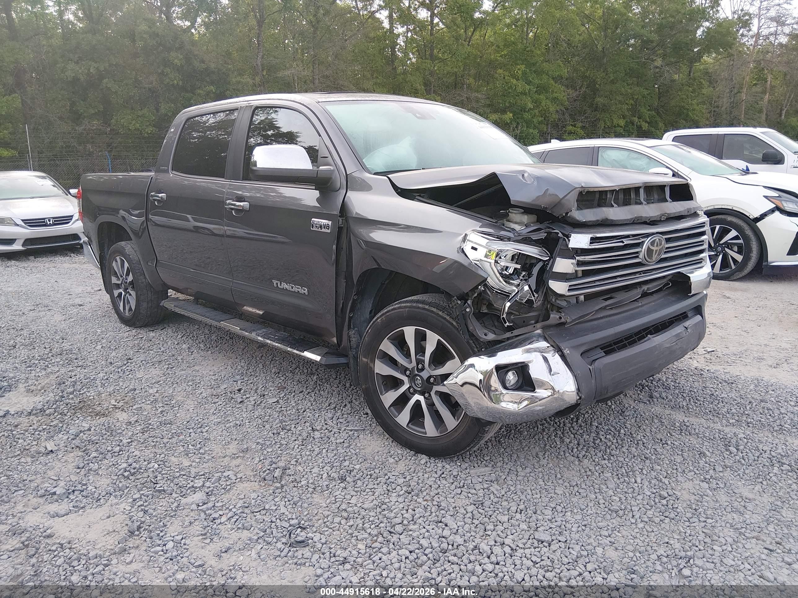 2020 Toyota Tundra Limited, VIN 5TFFY5F13LX265605 — Front end