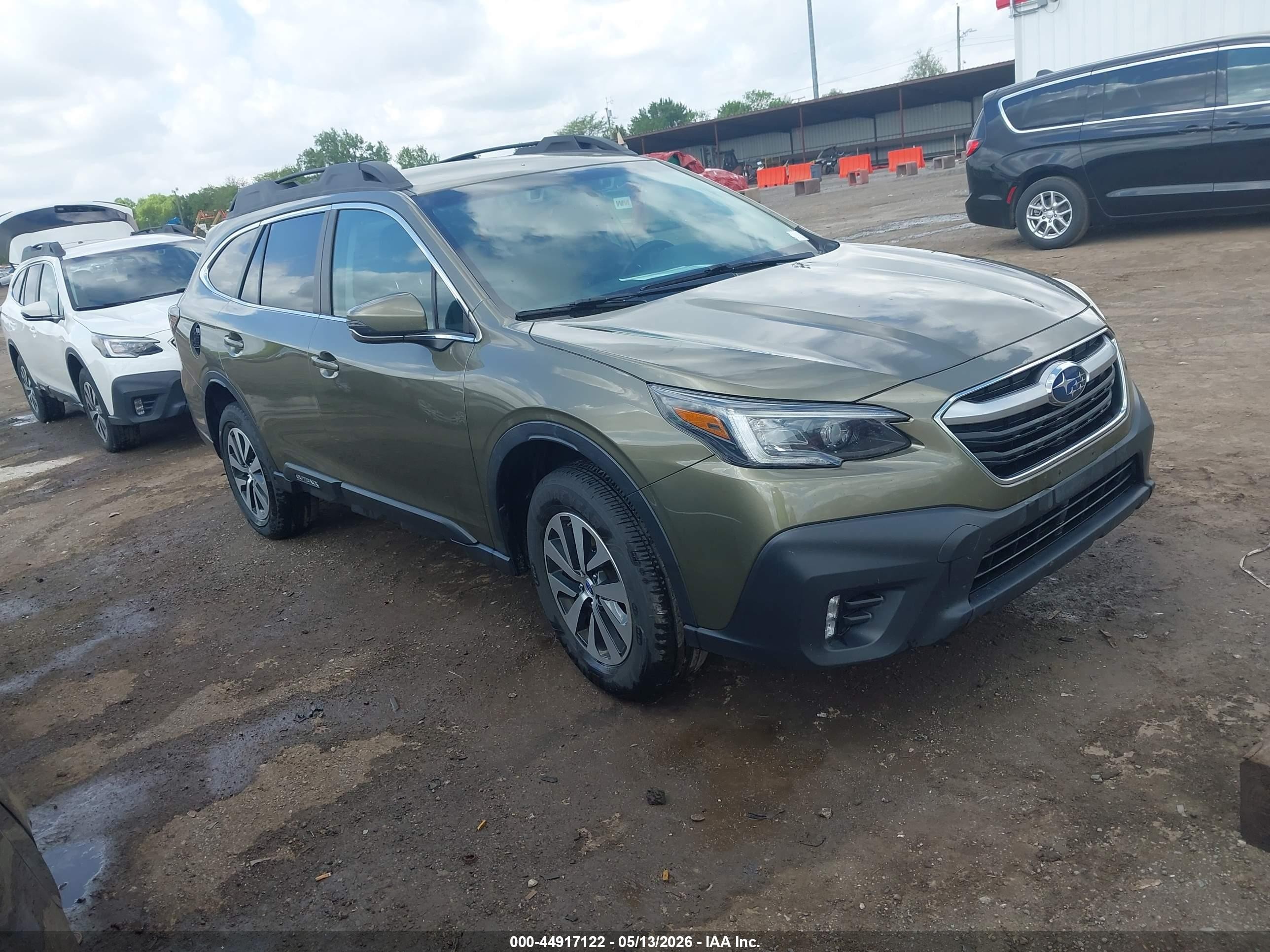 2022 Subaru Outback Premium, VIN 4S4BTACC3N3100591 — Rear end