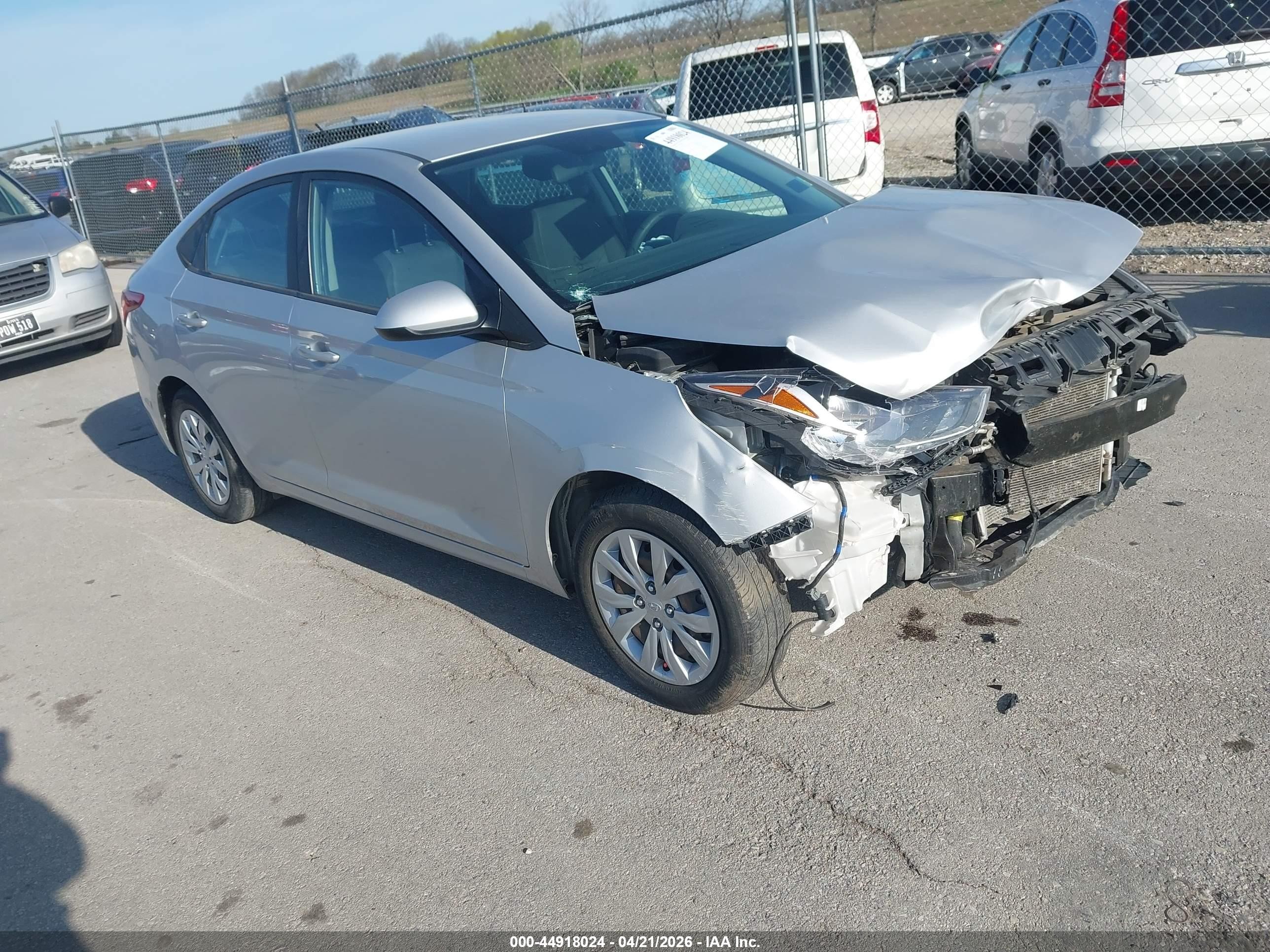 2022 Hyundai Accent SE, VIN 3KPC24A6XNE162119 — Front end
