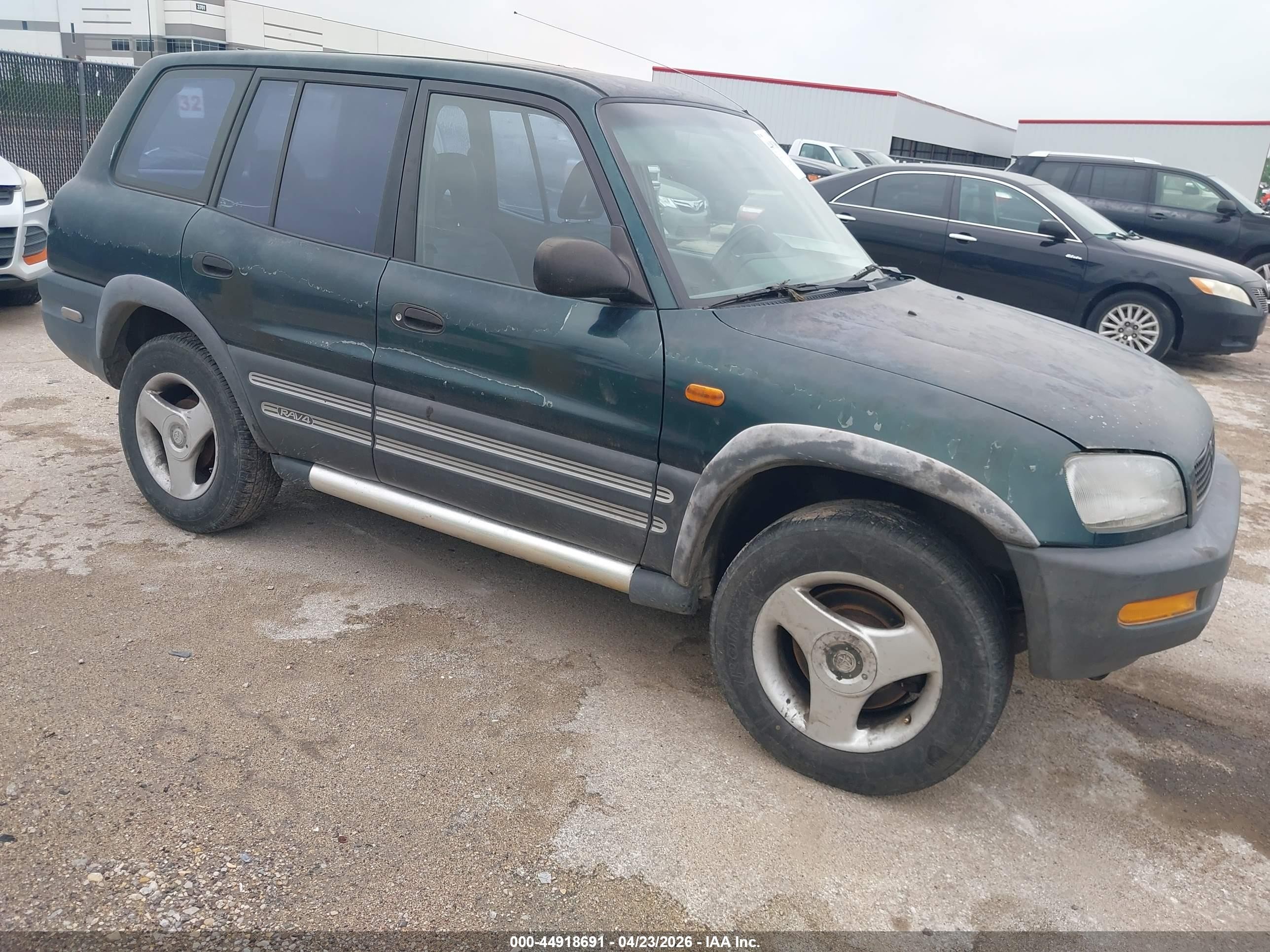 1997 Toyota RAV4, VIN JT3GP10V0V0010972 — Normal wear