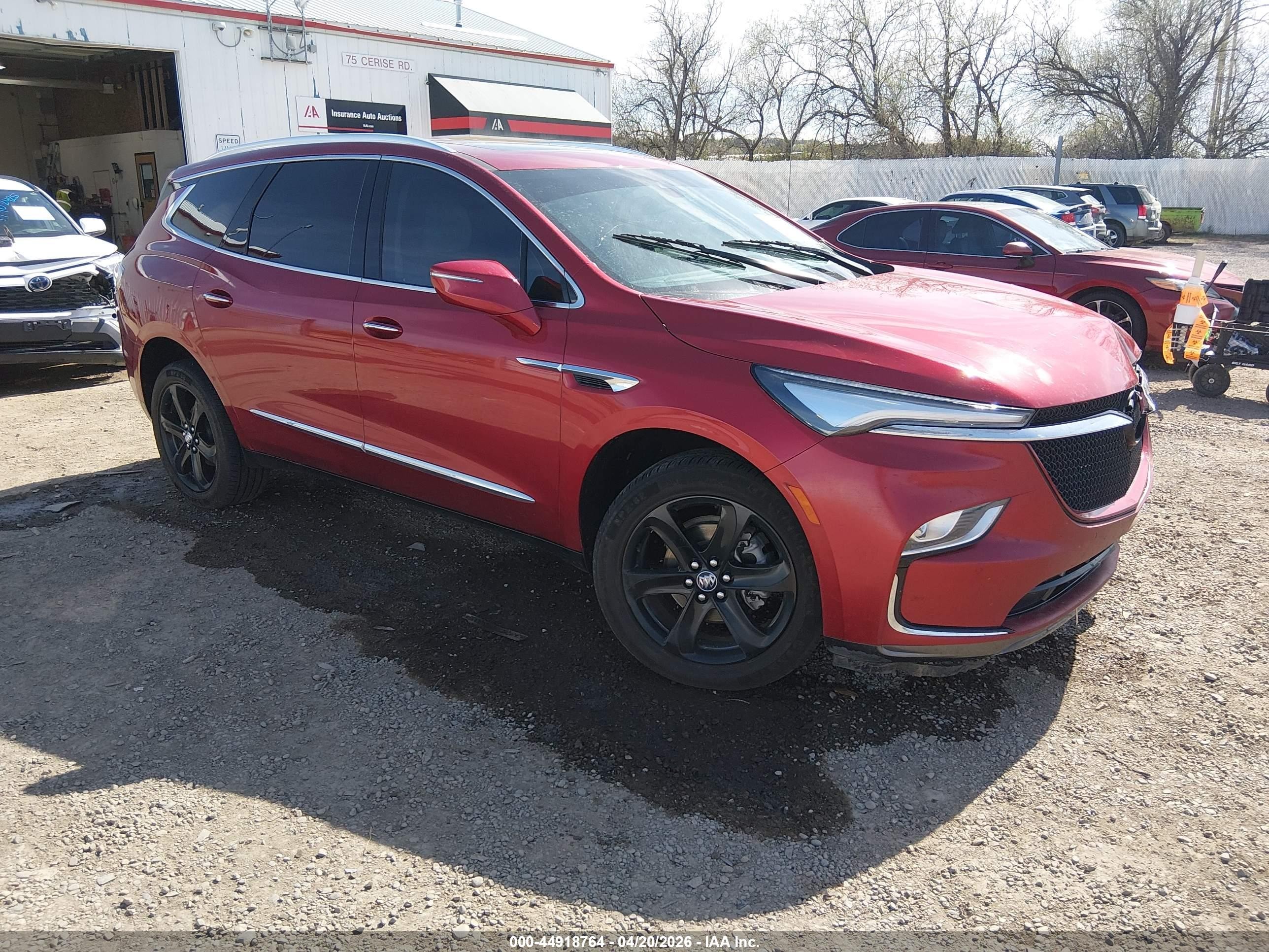 2023 Buick Enclave Essence, VIN 5GAERBKW6PJ175352 — Front end