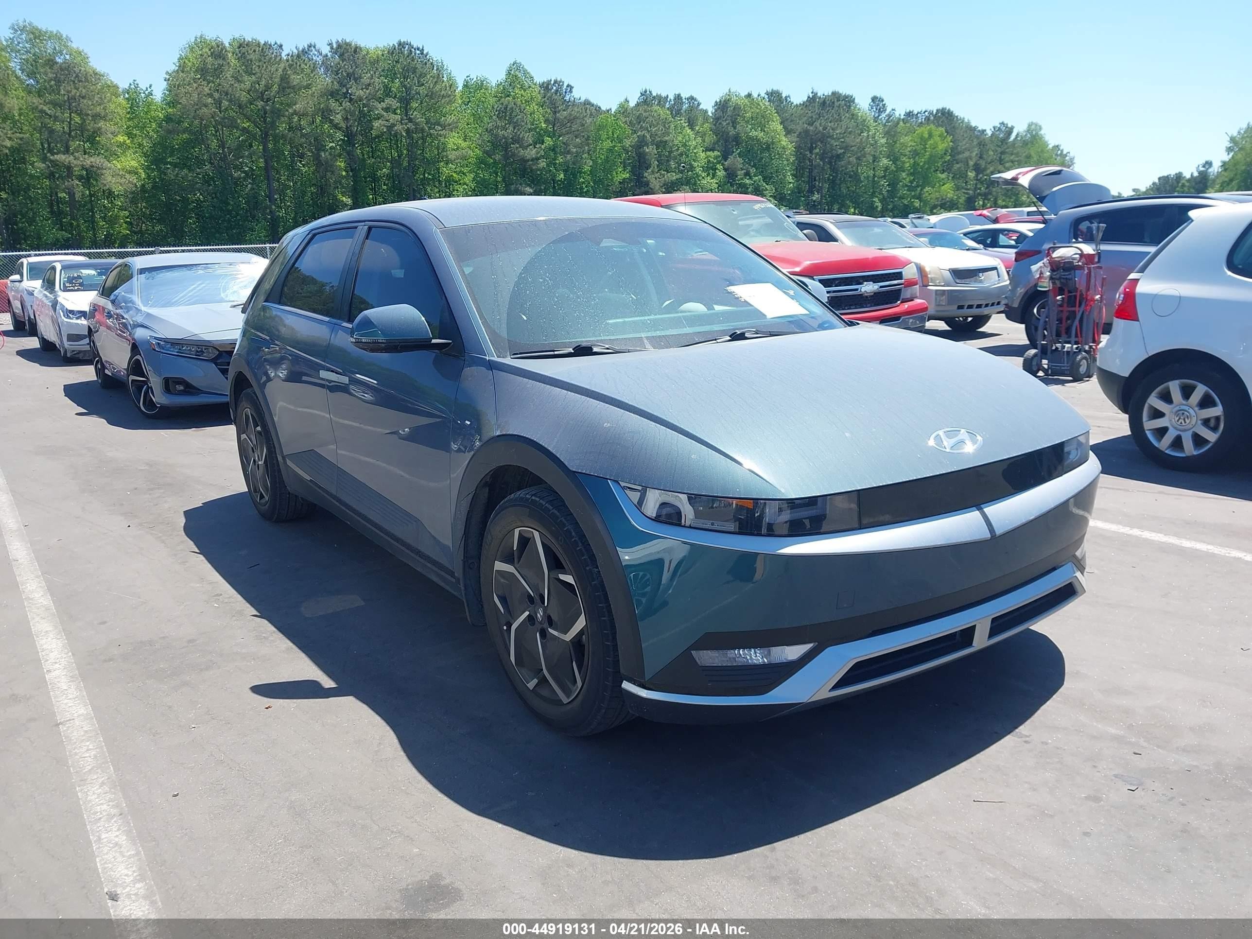 2022 Hyundai Ioniq 5 SE, VIN KM8KMDAF5NU099711 — Rear end