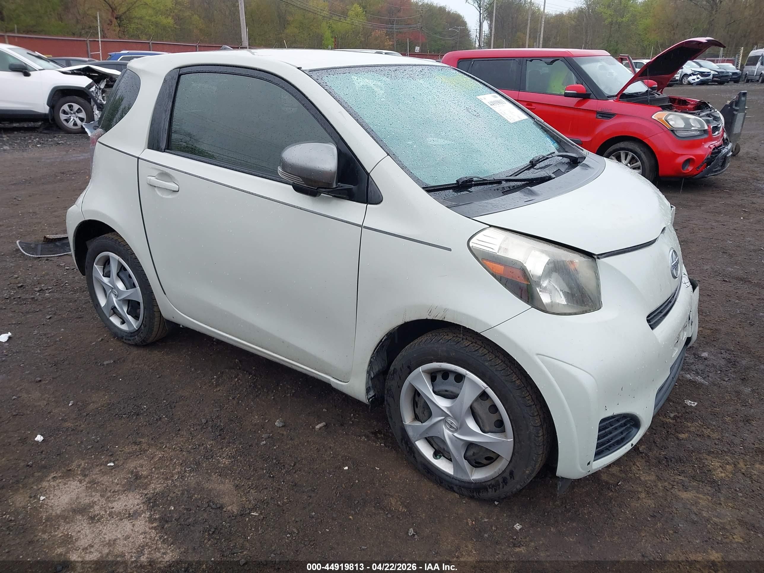 2014 Scion iQ 10 Series, VIN JTNJJXB01EJ026823 — Front end