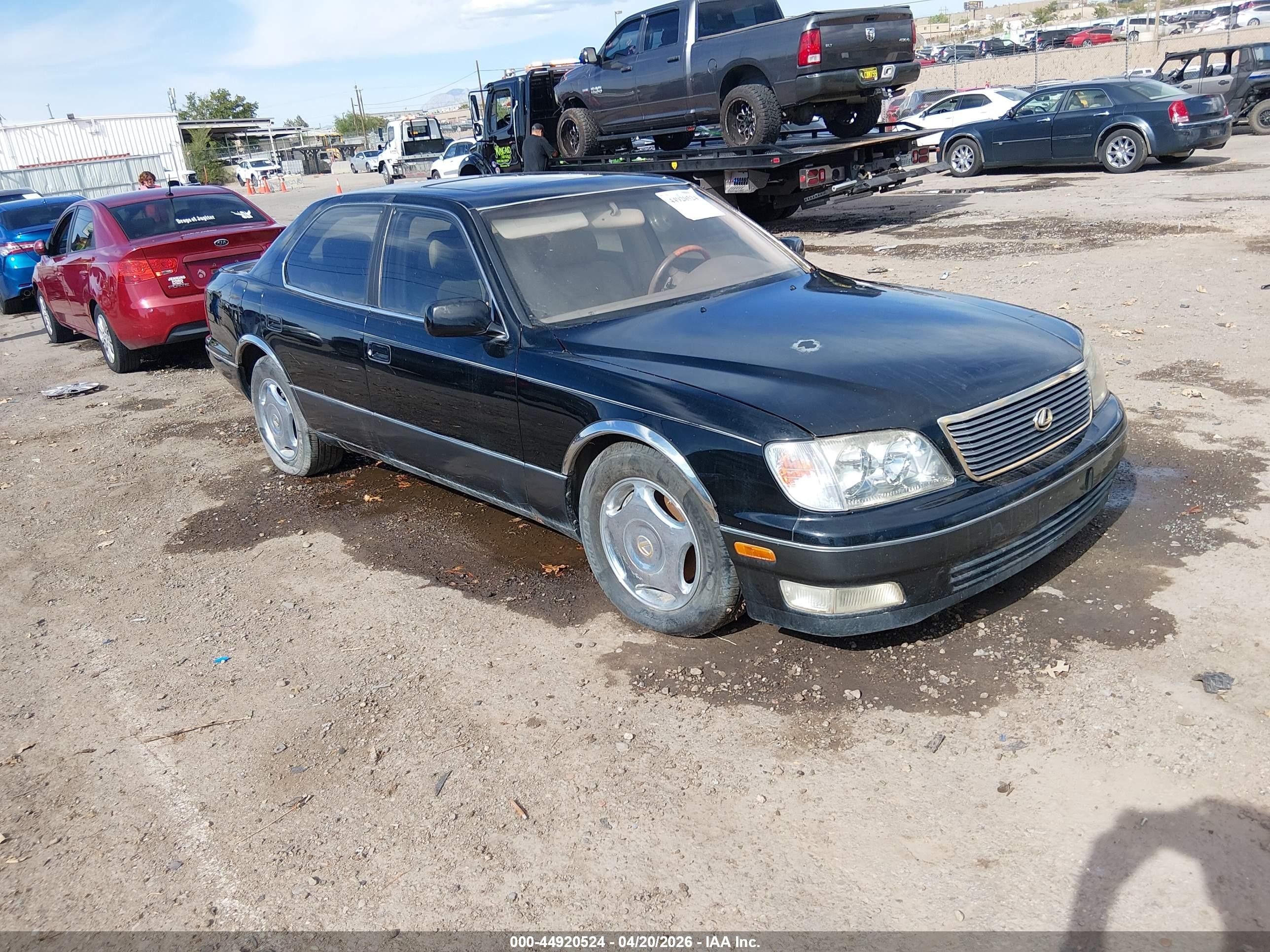 1999 Lexus LS 400, VIN JT8BH28F6X0144098 — Normal wear