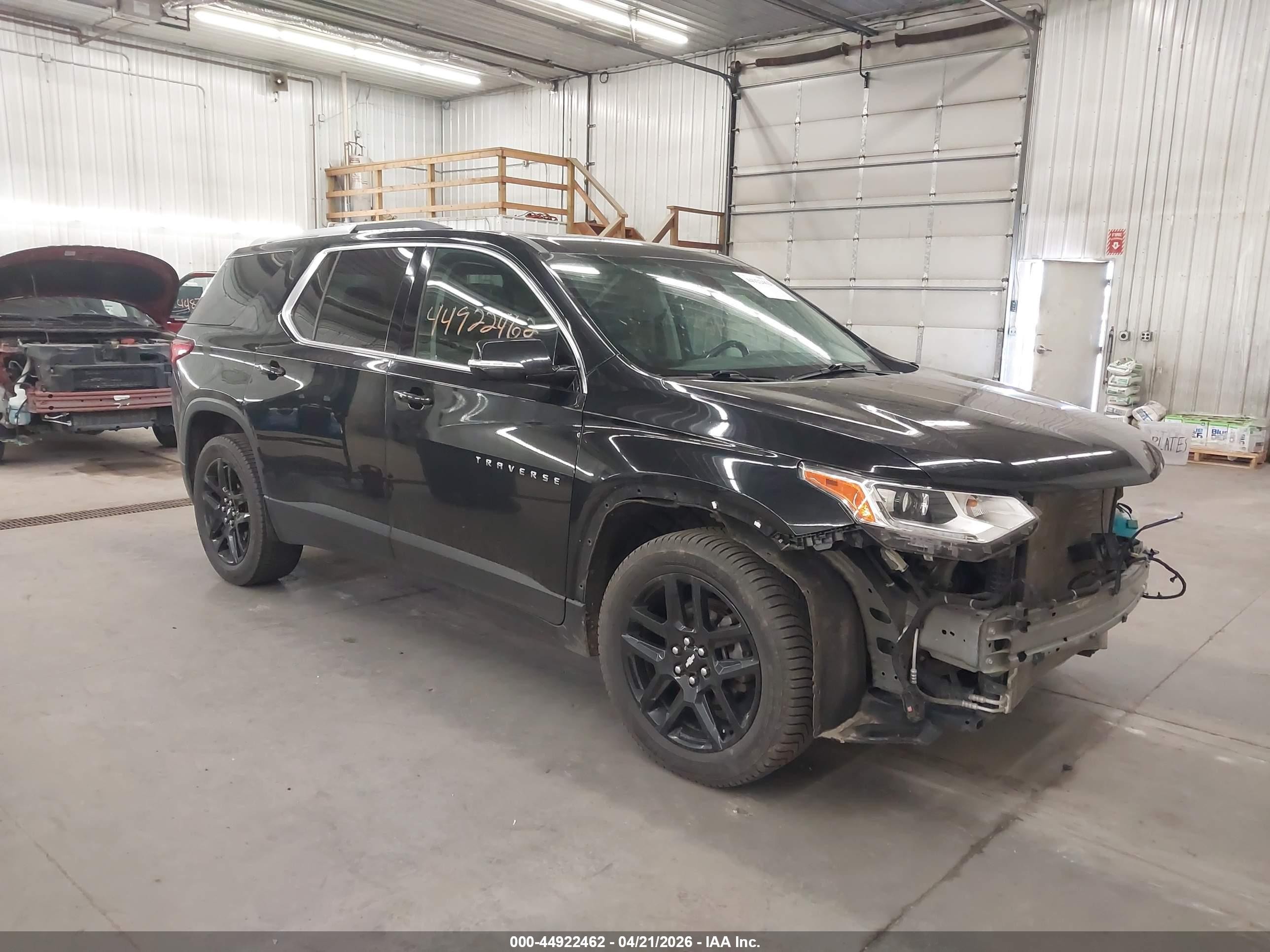 2018 Chevrolet Traverse LT, VIN 1GNERHKW5JJ223326 — Front end