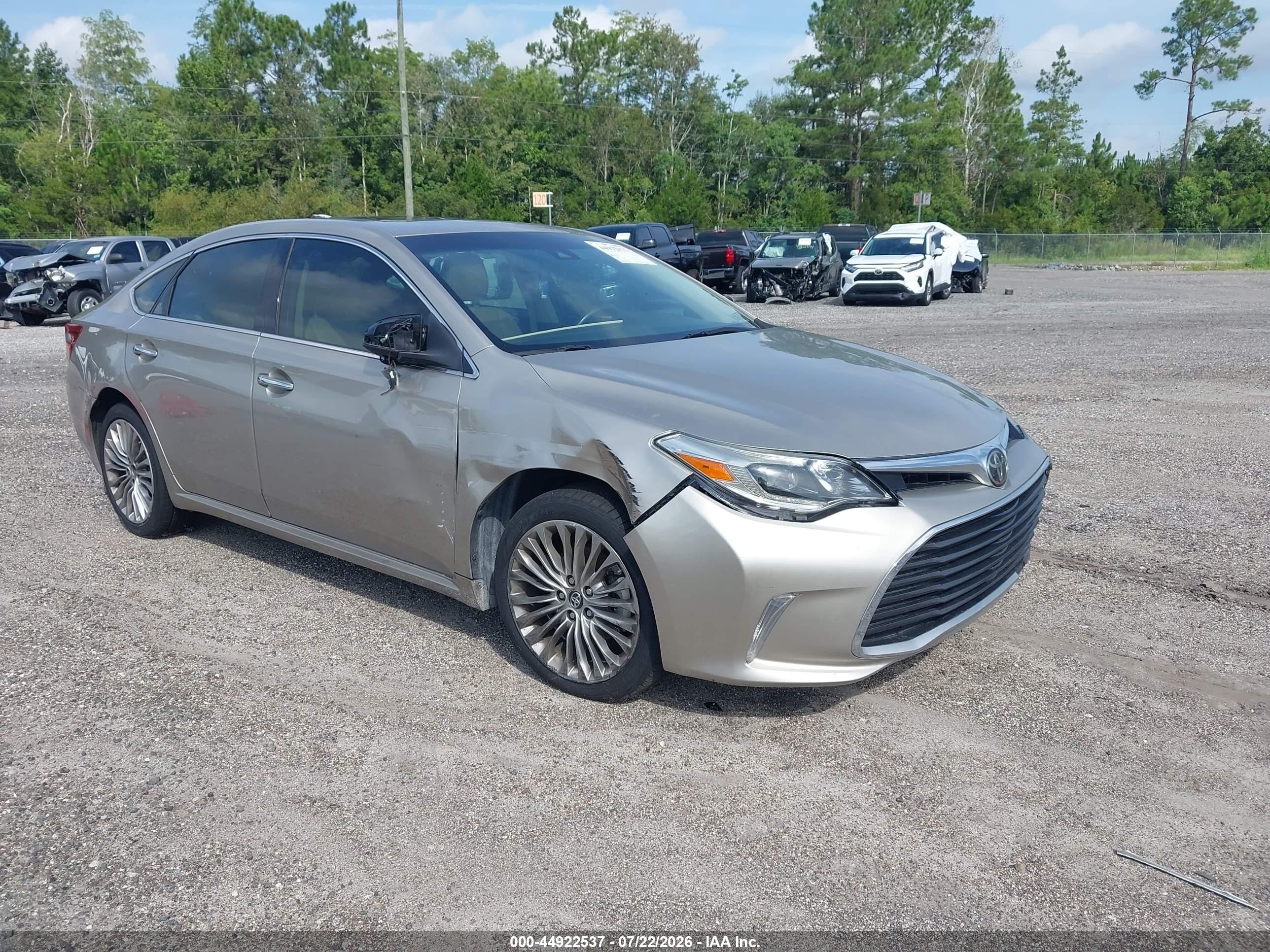 2017 Toyota Avalon Touring, VIN 4T1BK1EB4HU263448 — Front end