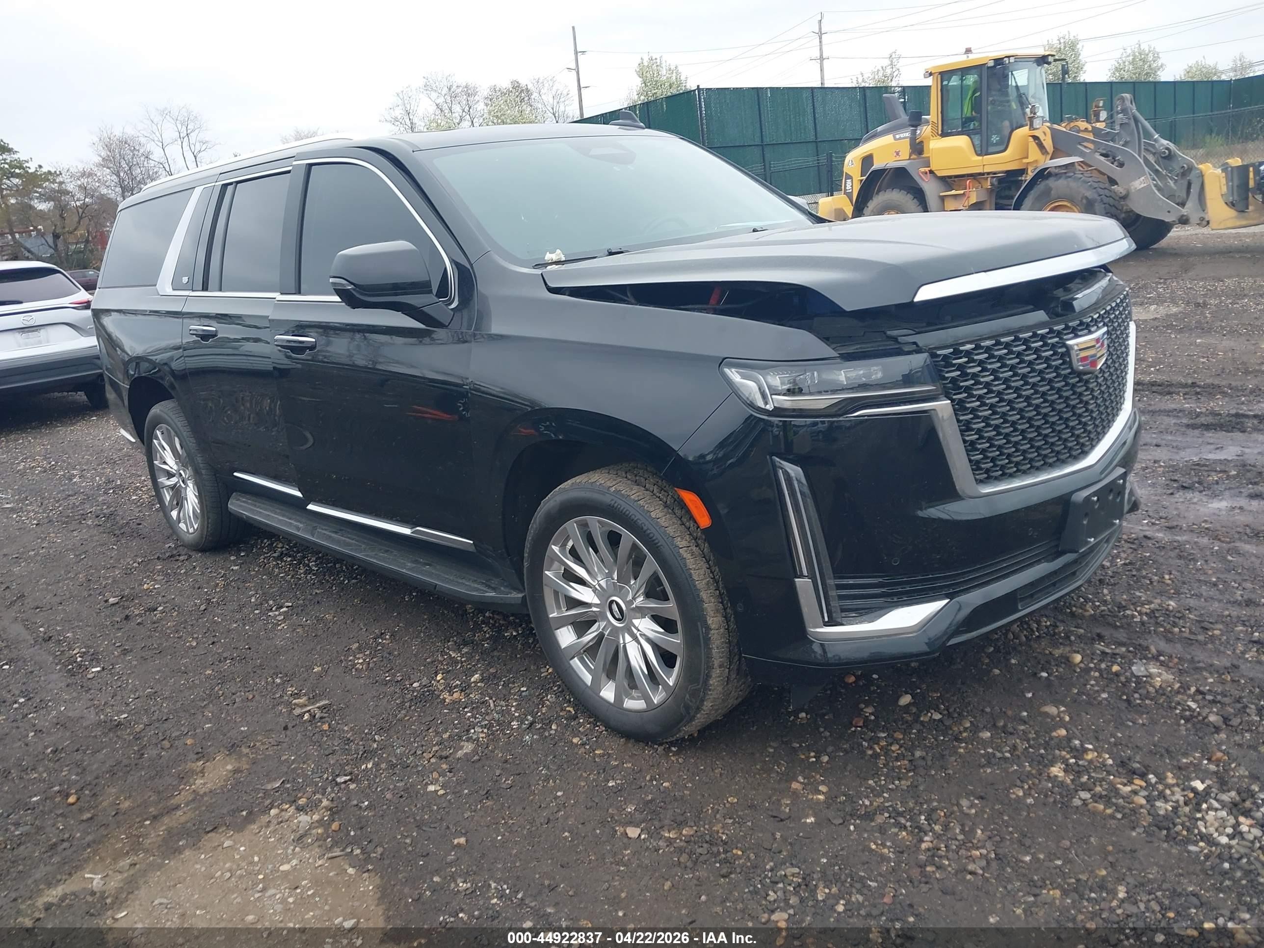 2022 Cadillac Escalade ESV Premium Luxury, VIN 1GYS4KKL9NR134521 — Rear end