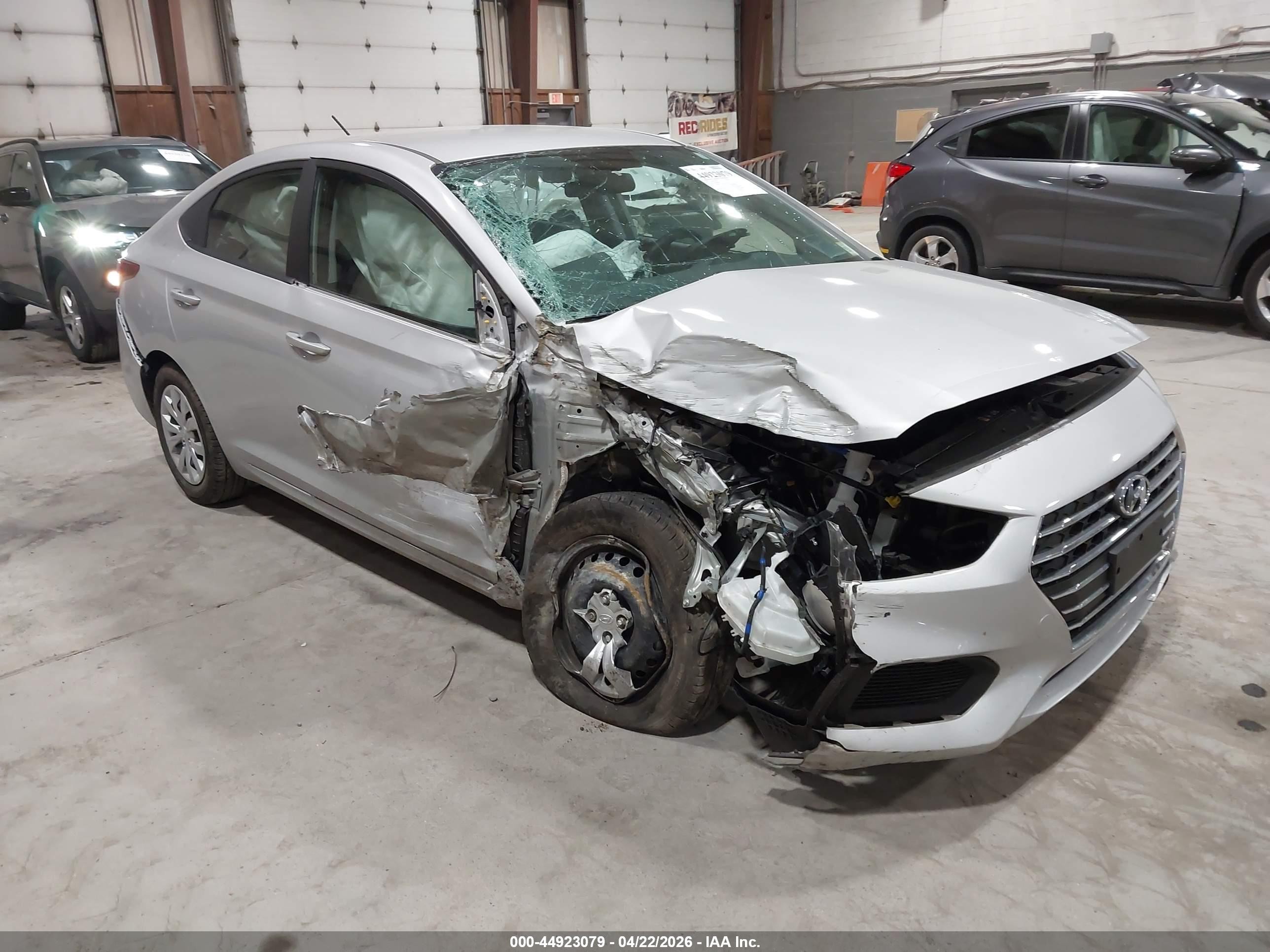 2022 Hyundai Accent SEL, VIN 3KPC24A67NE185082 — Front end