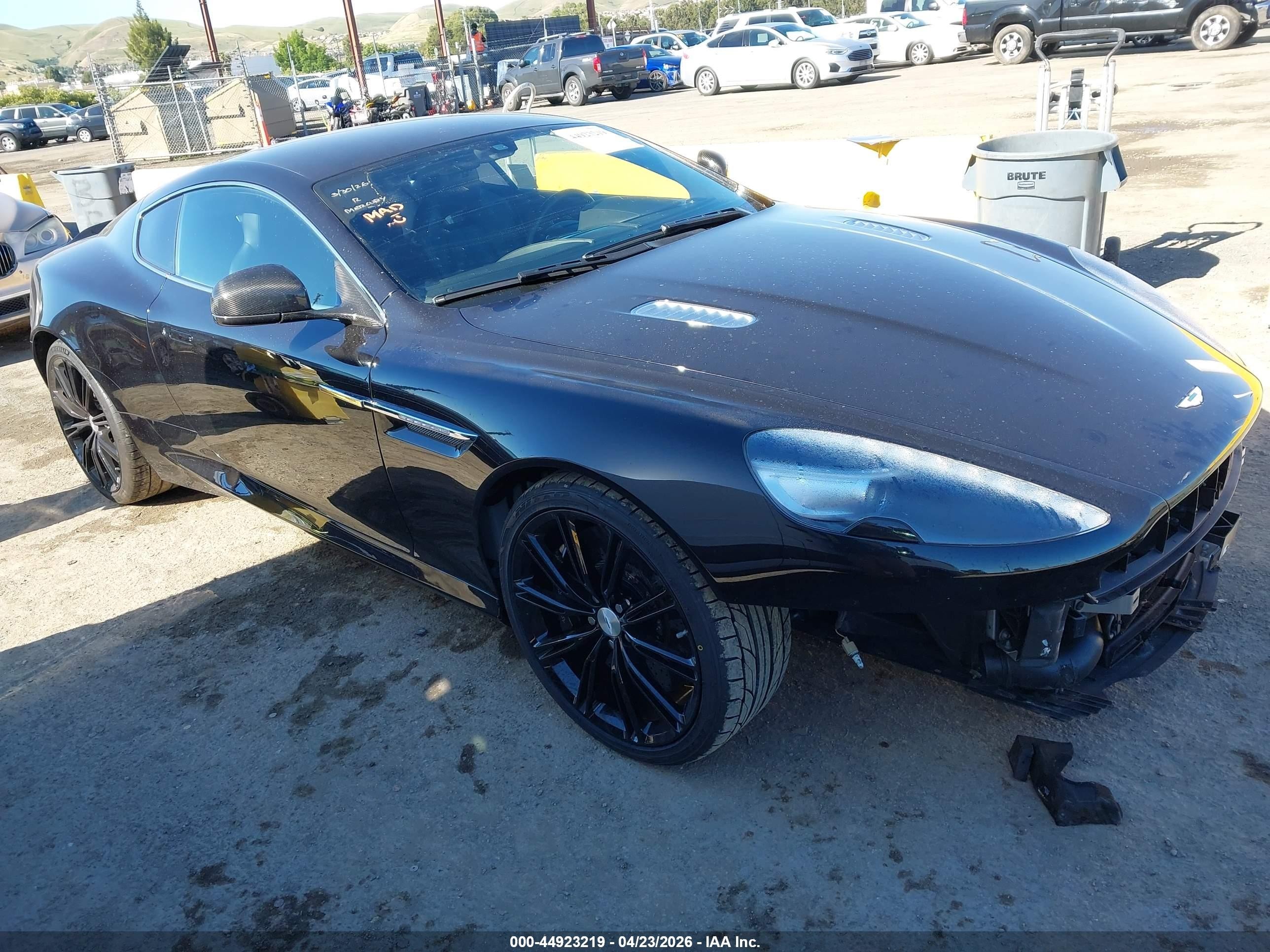 2013 Aston Martin DB9, VIN SCFFDAAM8DGA14722 — Front end